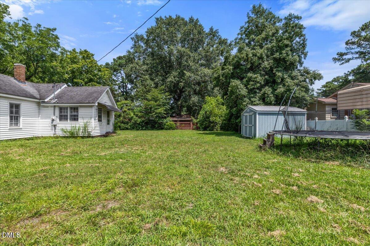 700 N Webb Street Property Photo 27