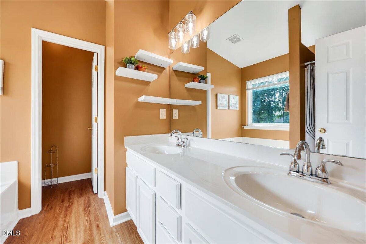 3109 Marshlane Way Property Photo 12