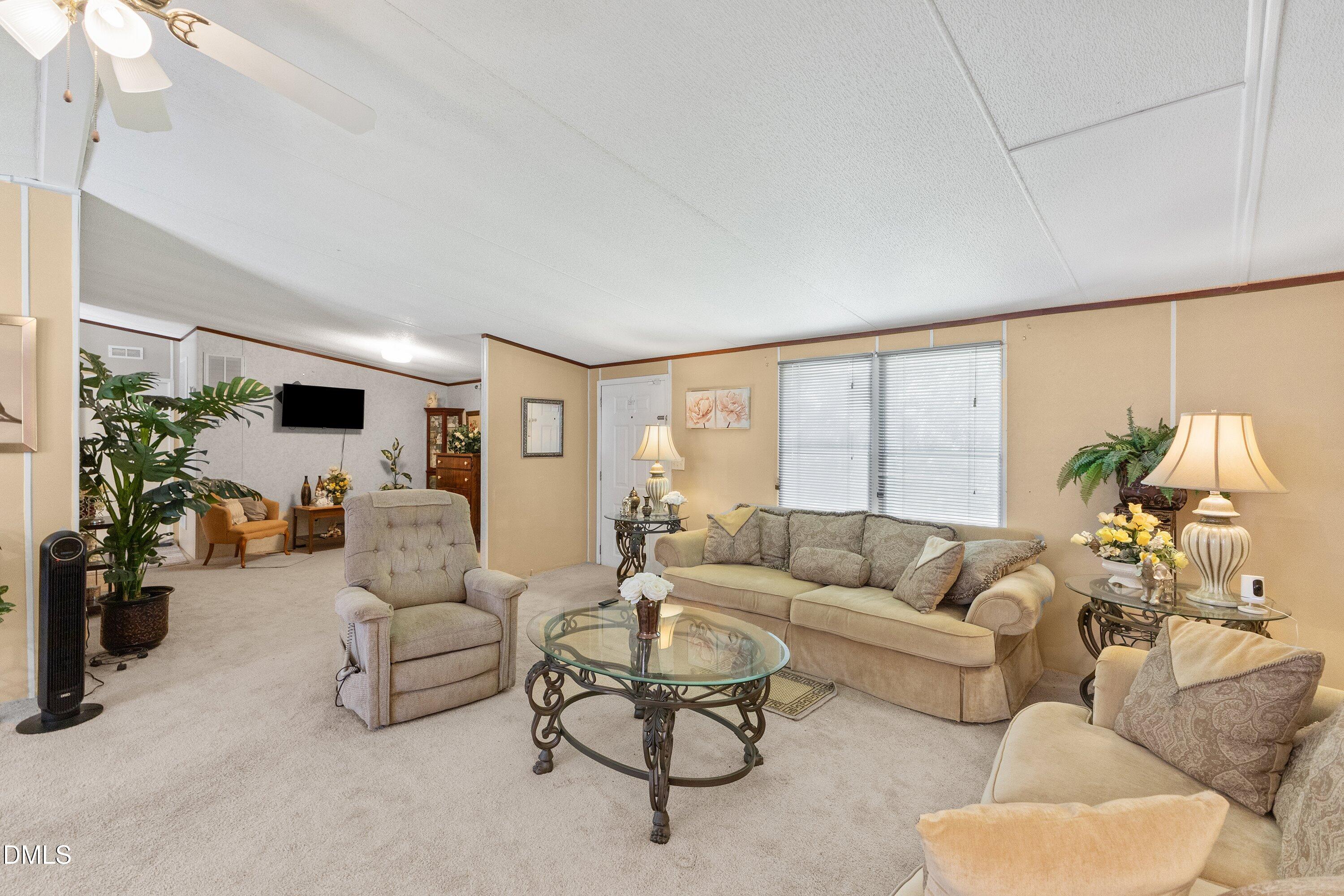 9007 Old Cascade Drive Property Photo 4