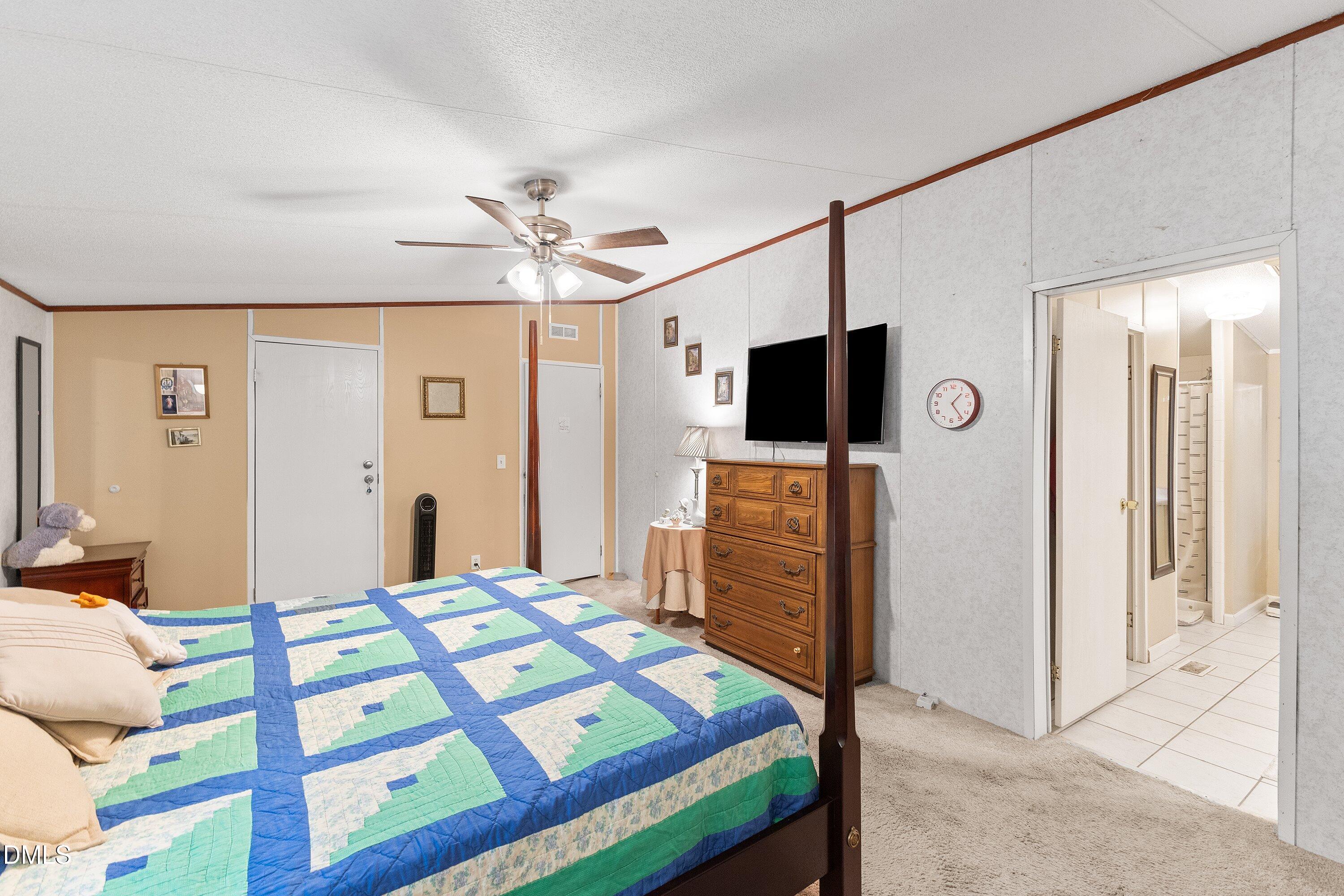 9007 Old Cascade Drive Property Photo 11