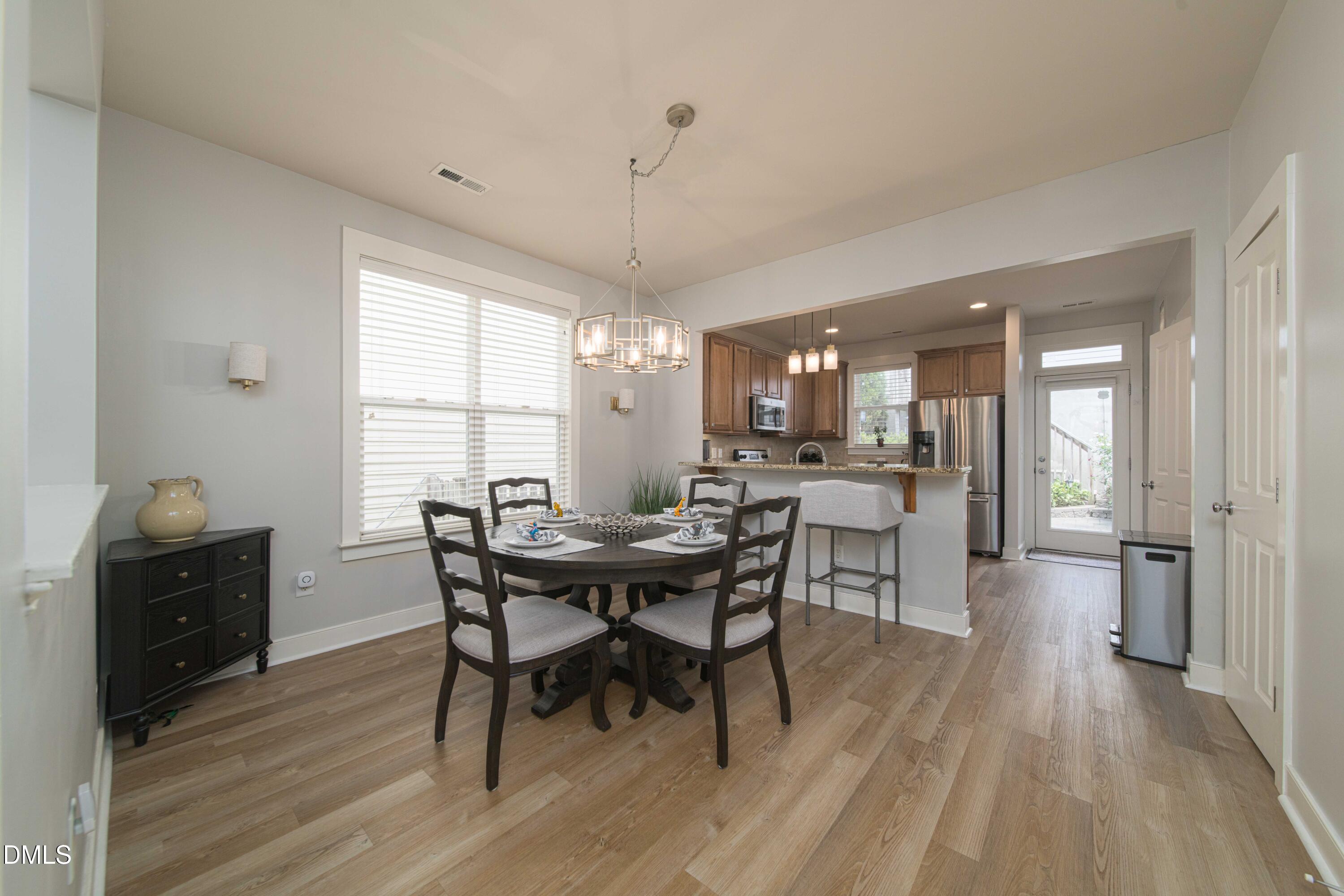 10938 Peppermill Drive Property Photo 8