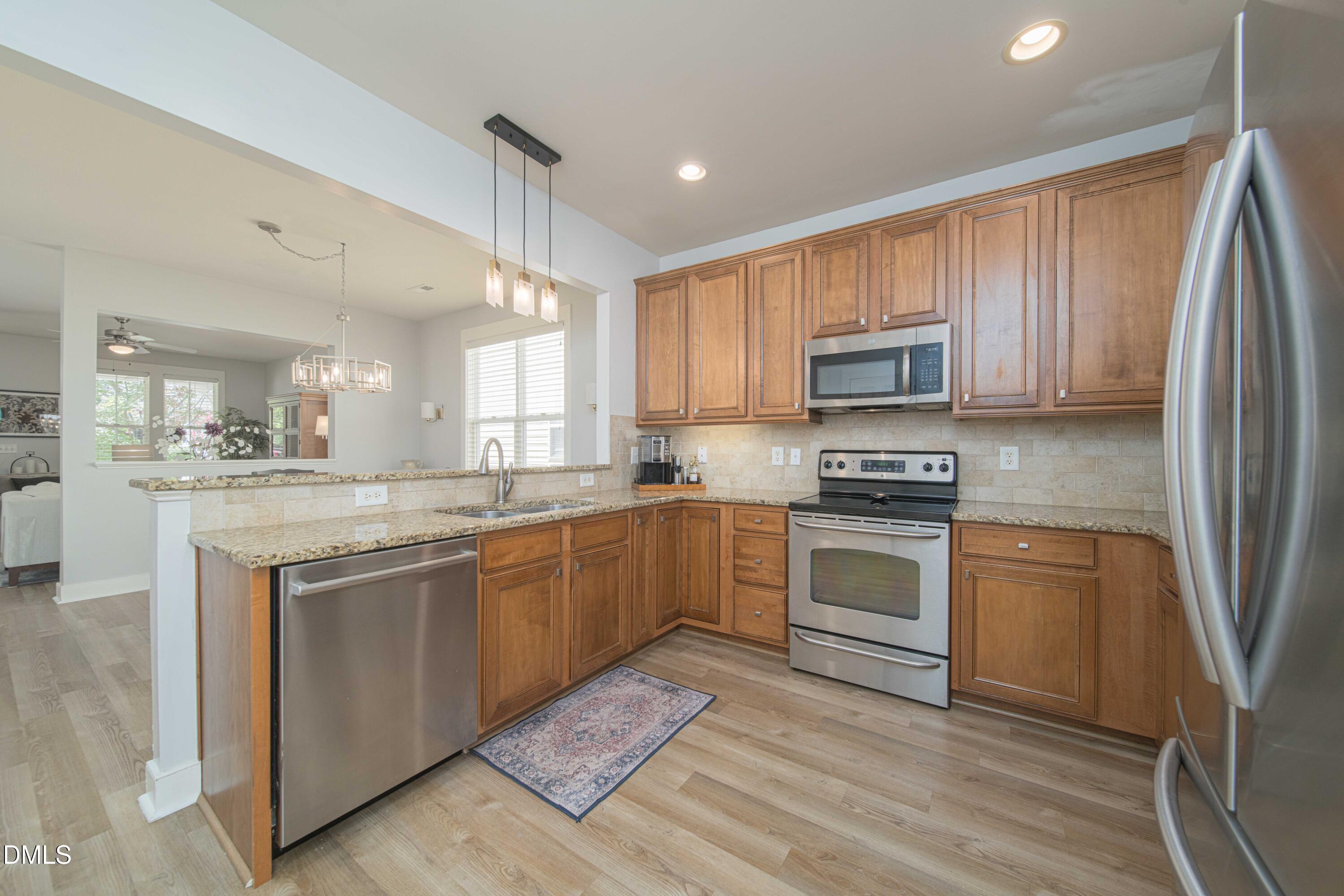 10938 Peppermill Drive Property Photo 11