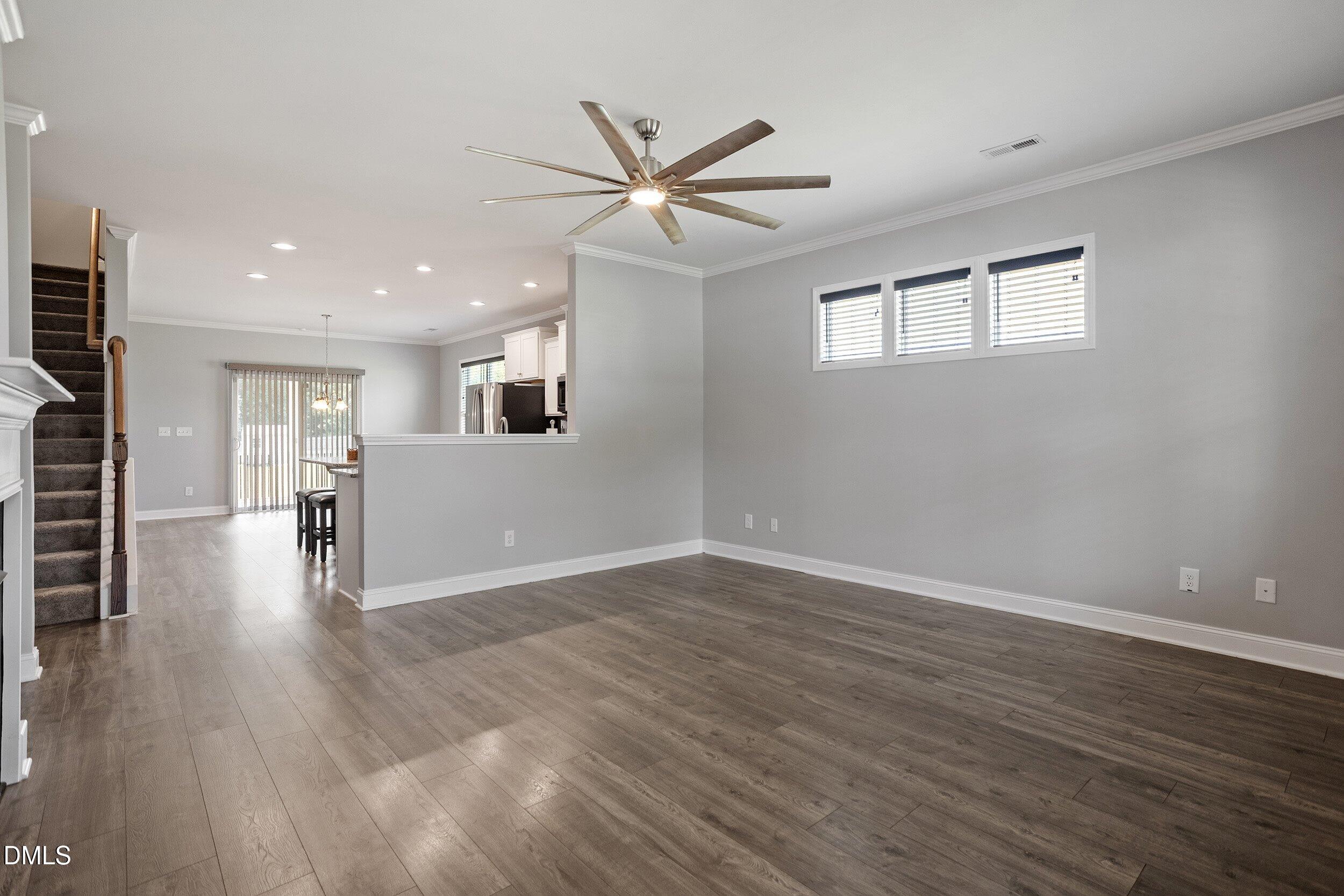 282 E Goodwin Chase Lane Property Photo 9