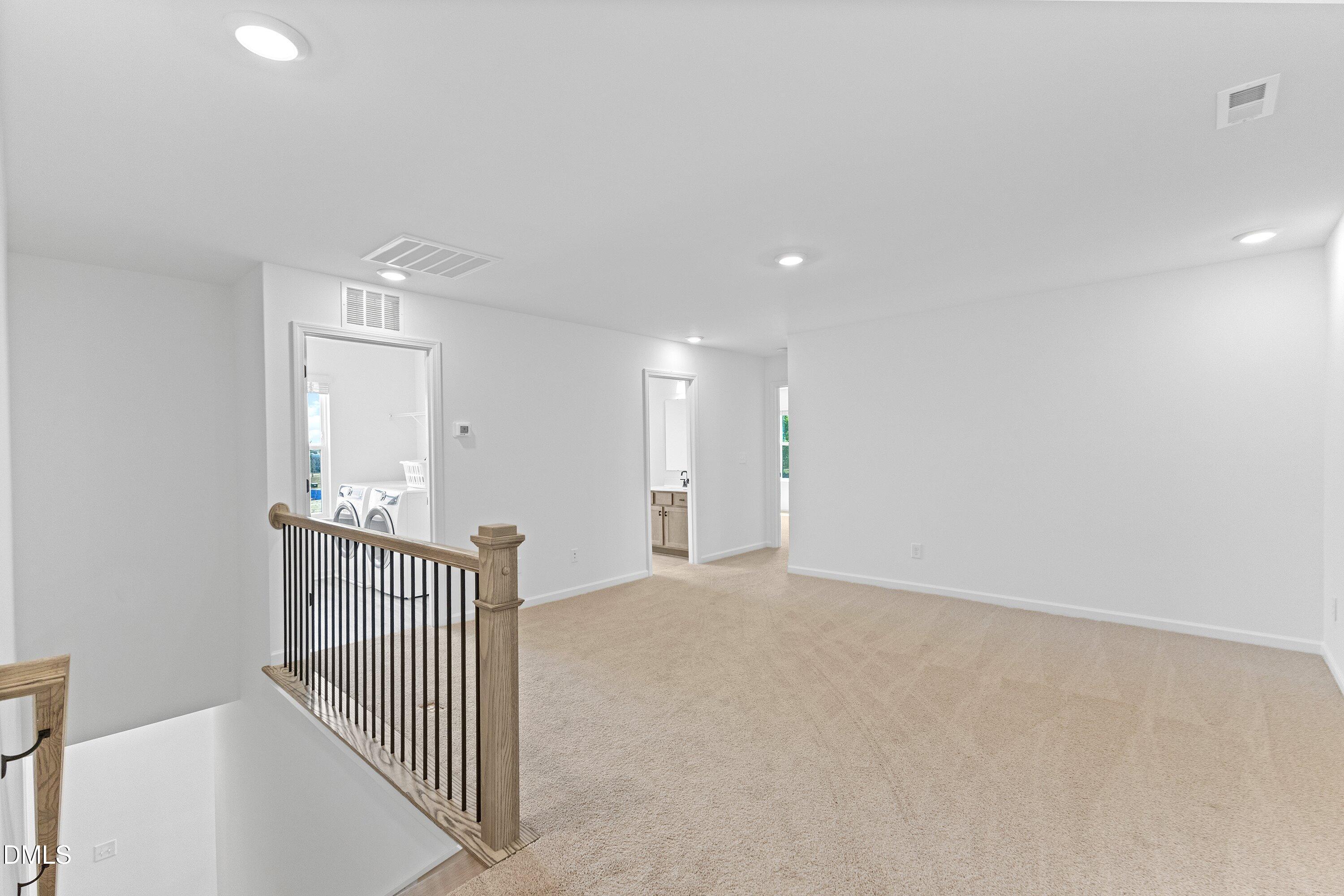 92 N District Avenue N Property Photo 25