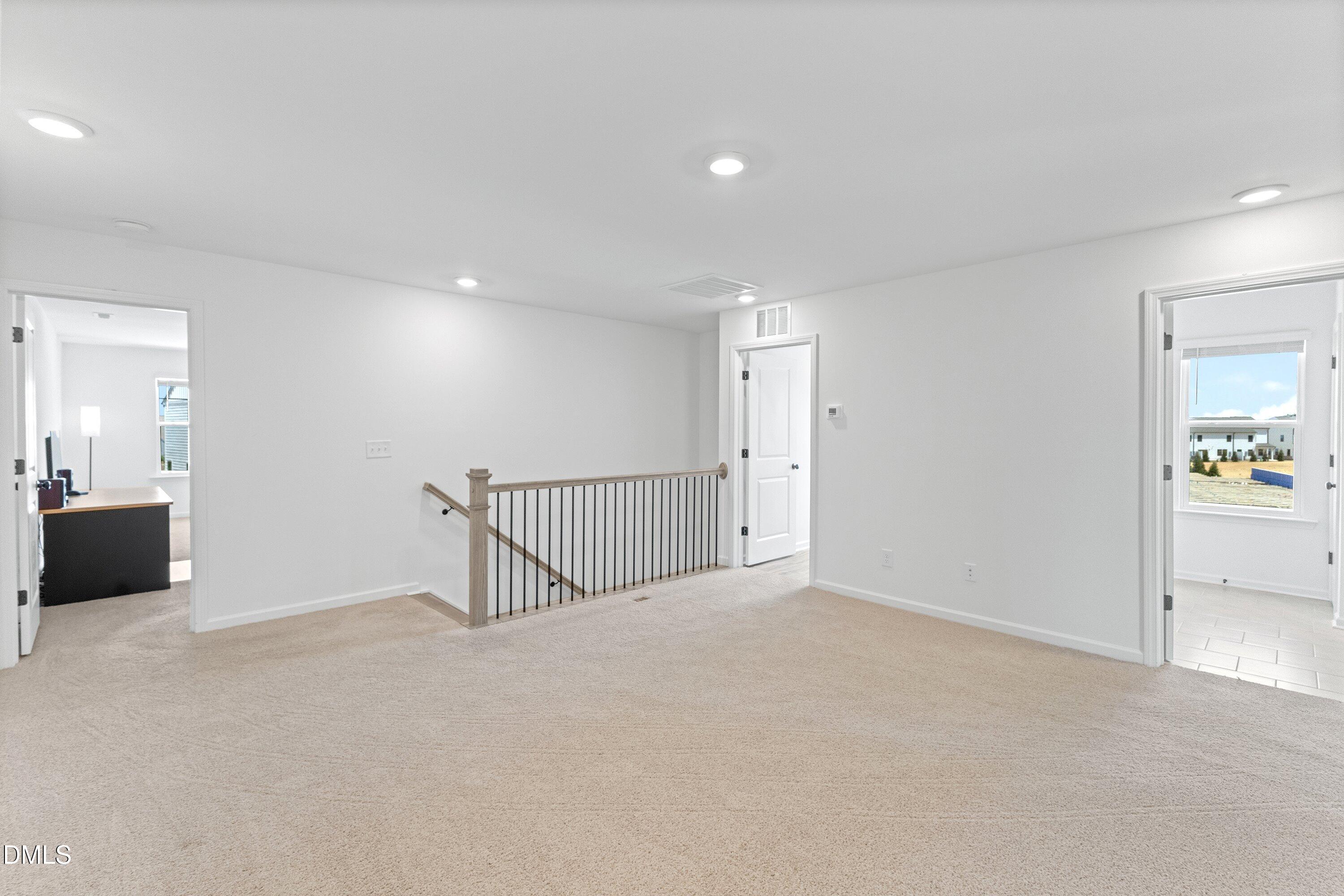 92 N District Avenue N Property Photo 27