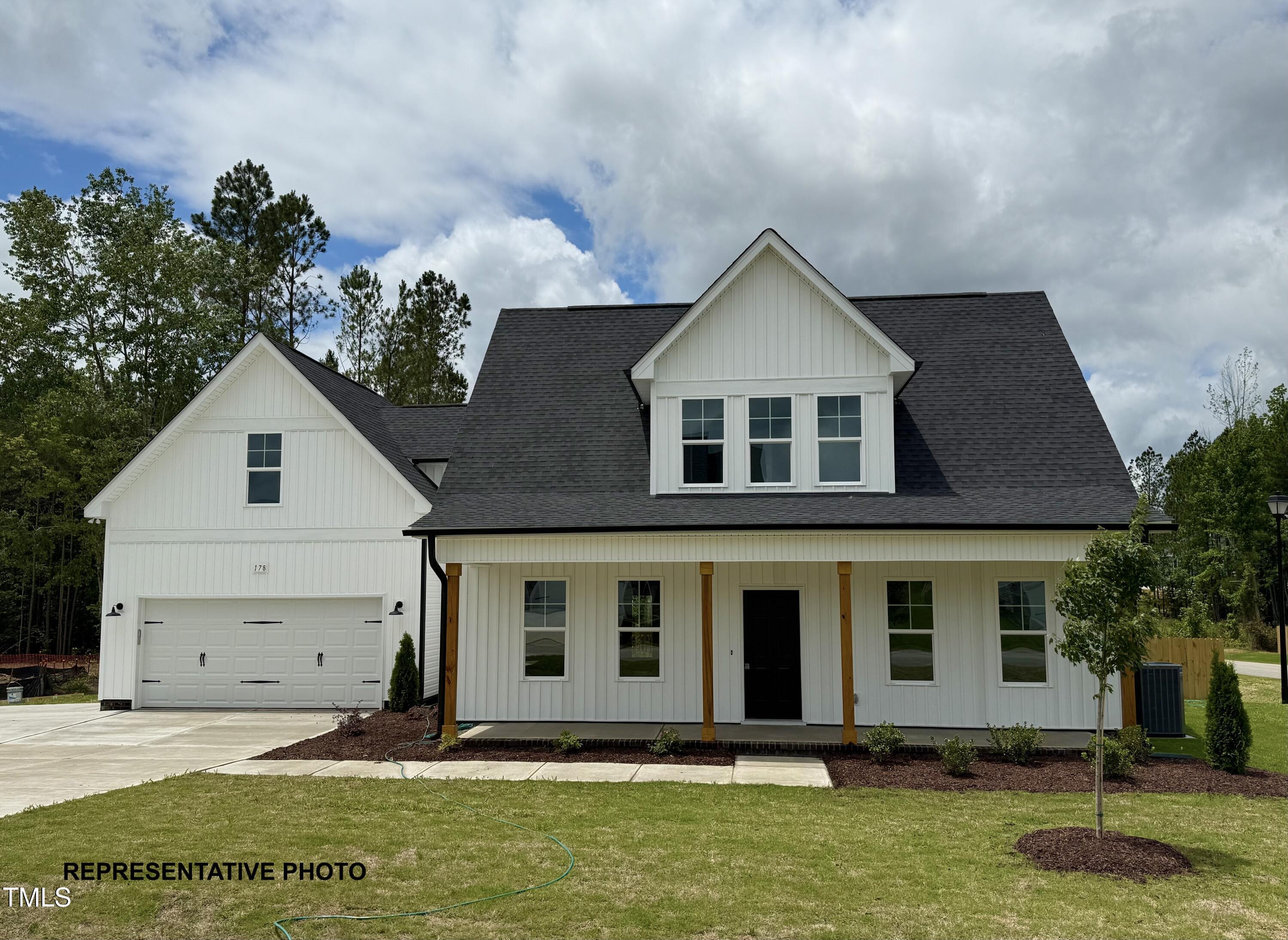 130 Cardovia Way Property Photo 1