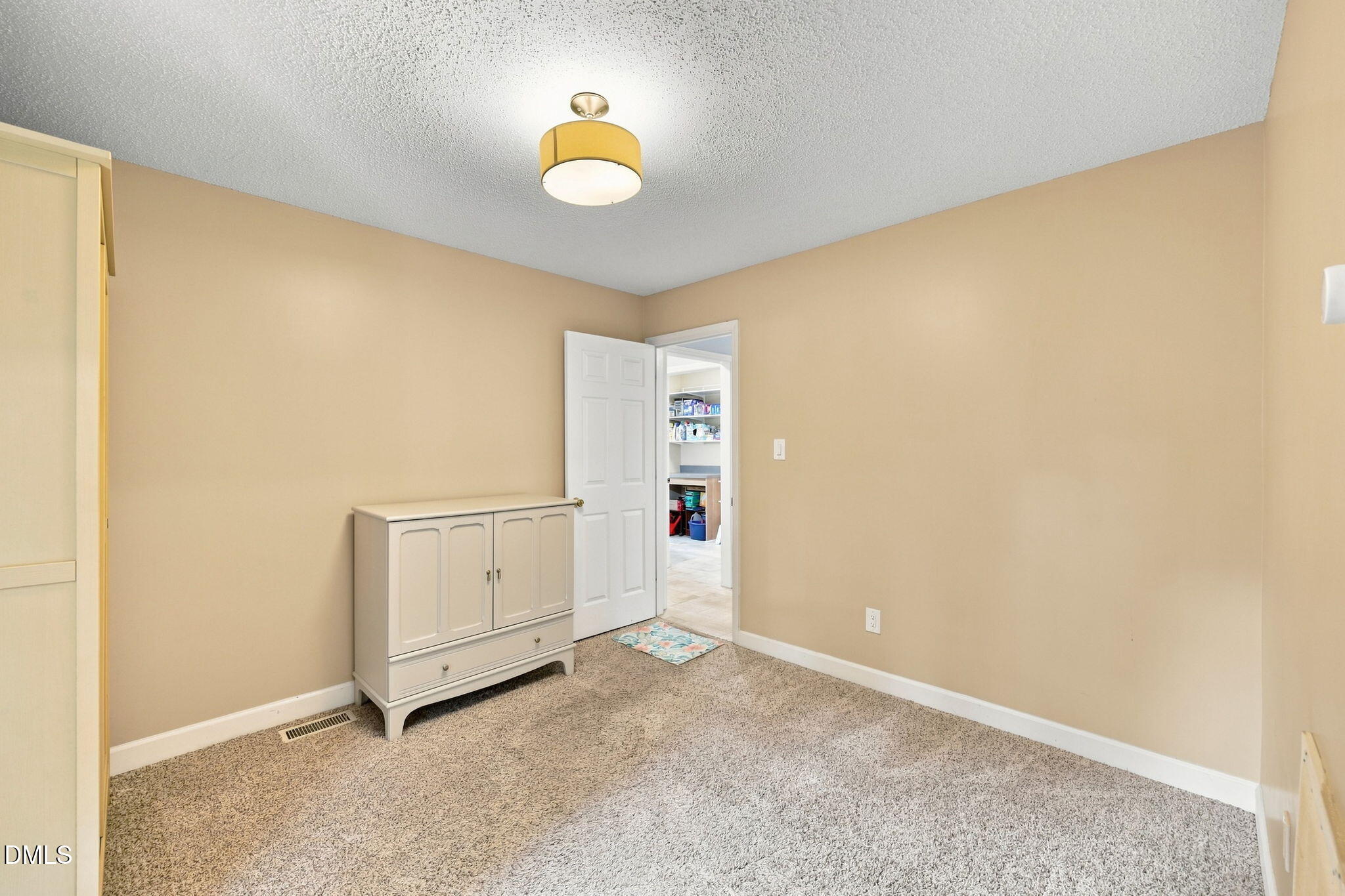 1020 Oakwater Drive Property Photo 12