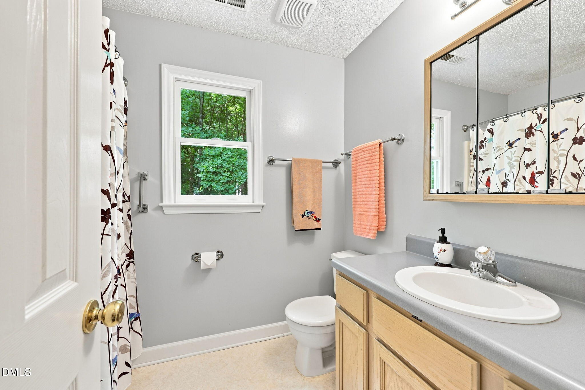 1020 Oakwater Drive Property Photo 17