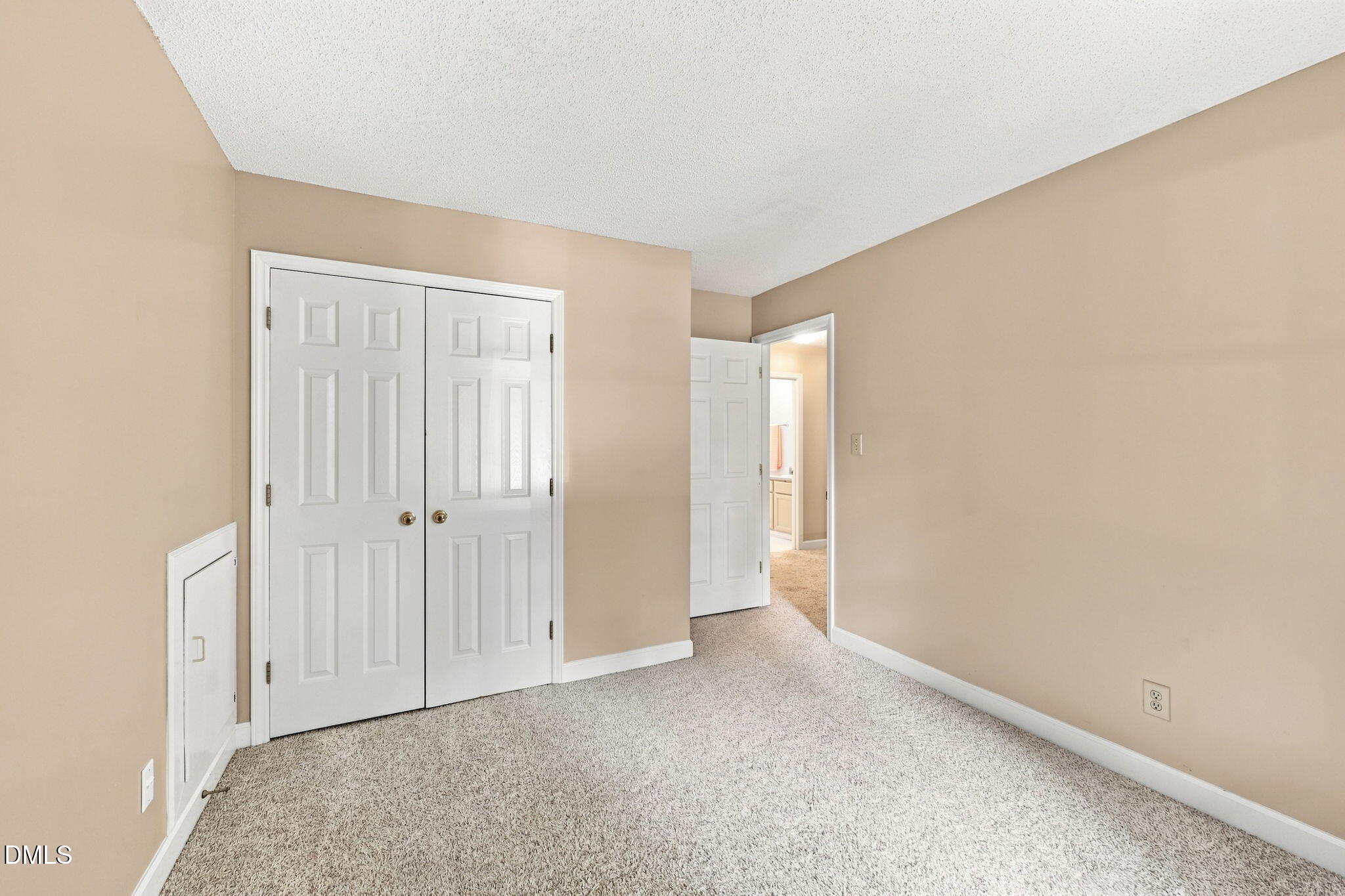 1020 Oakwater Drive Property Photo 19