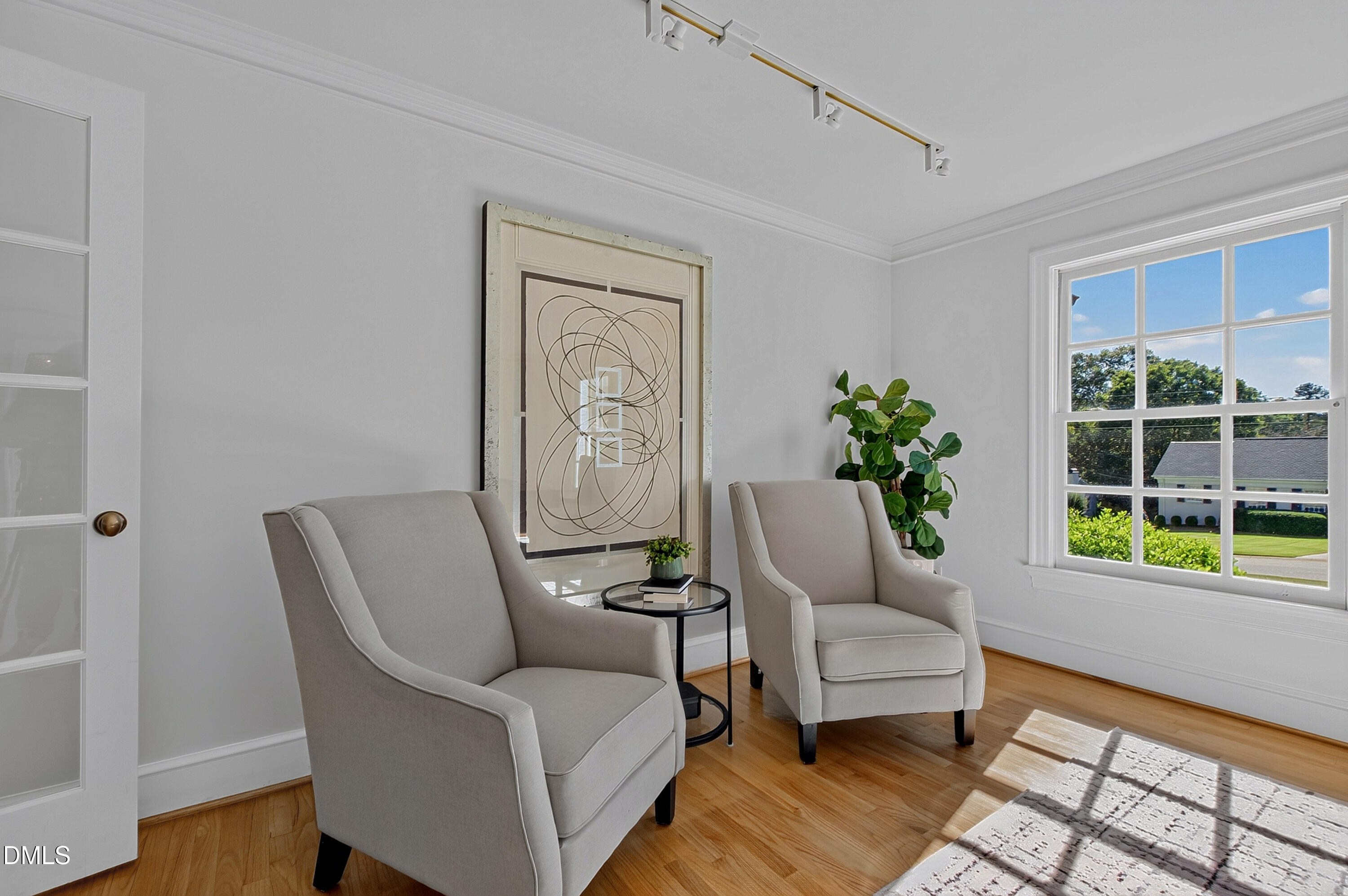 325 Buncombe Street Property Photo 14