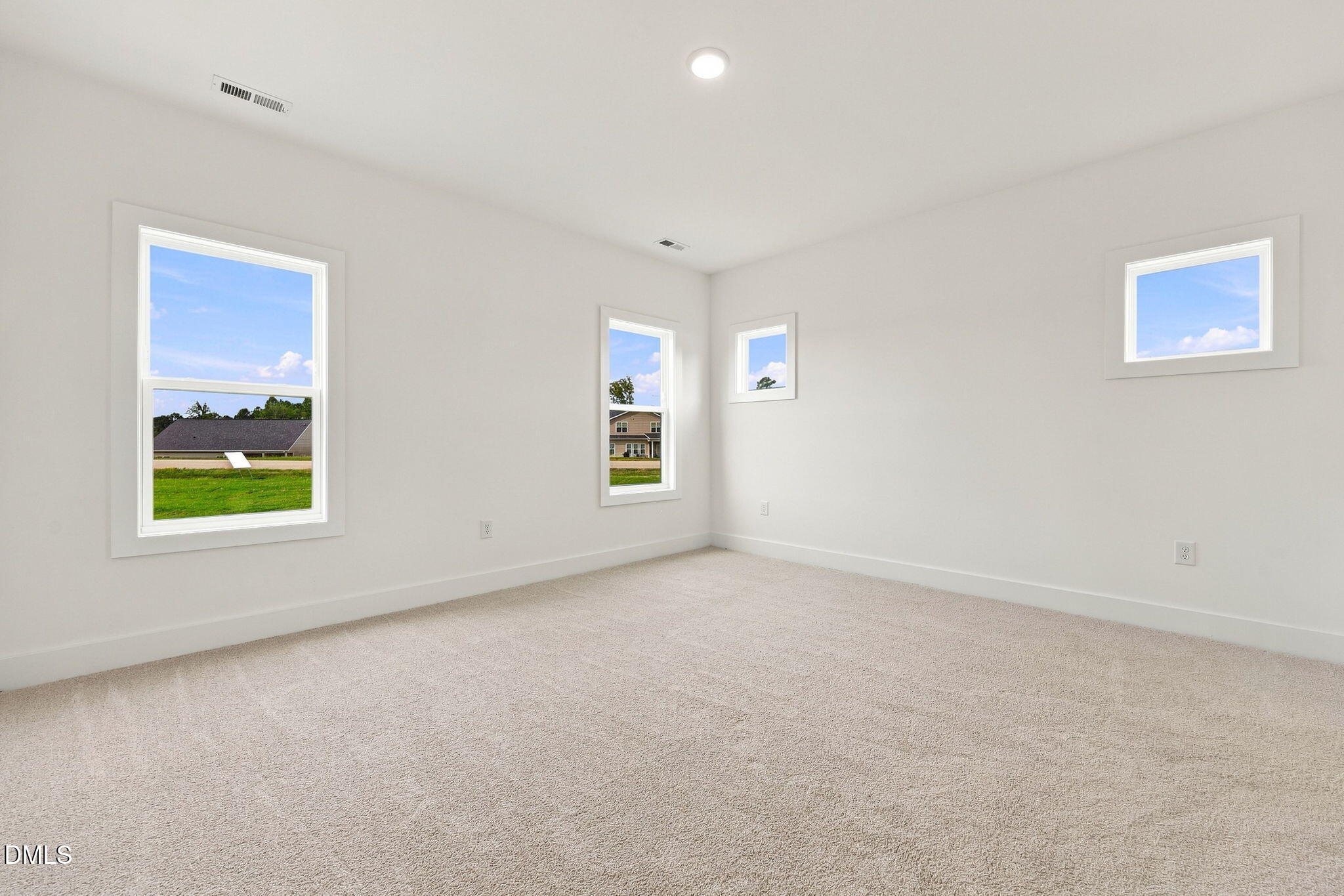 155 Grinnell Loop Property Photo 24