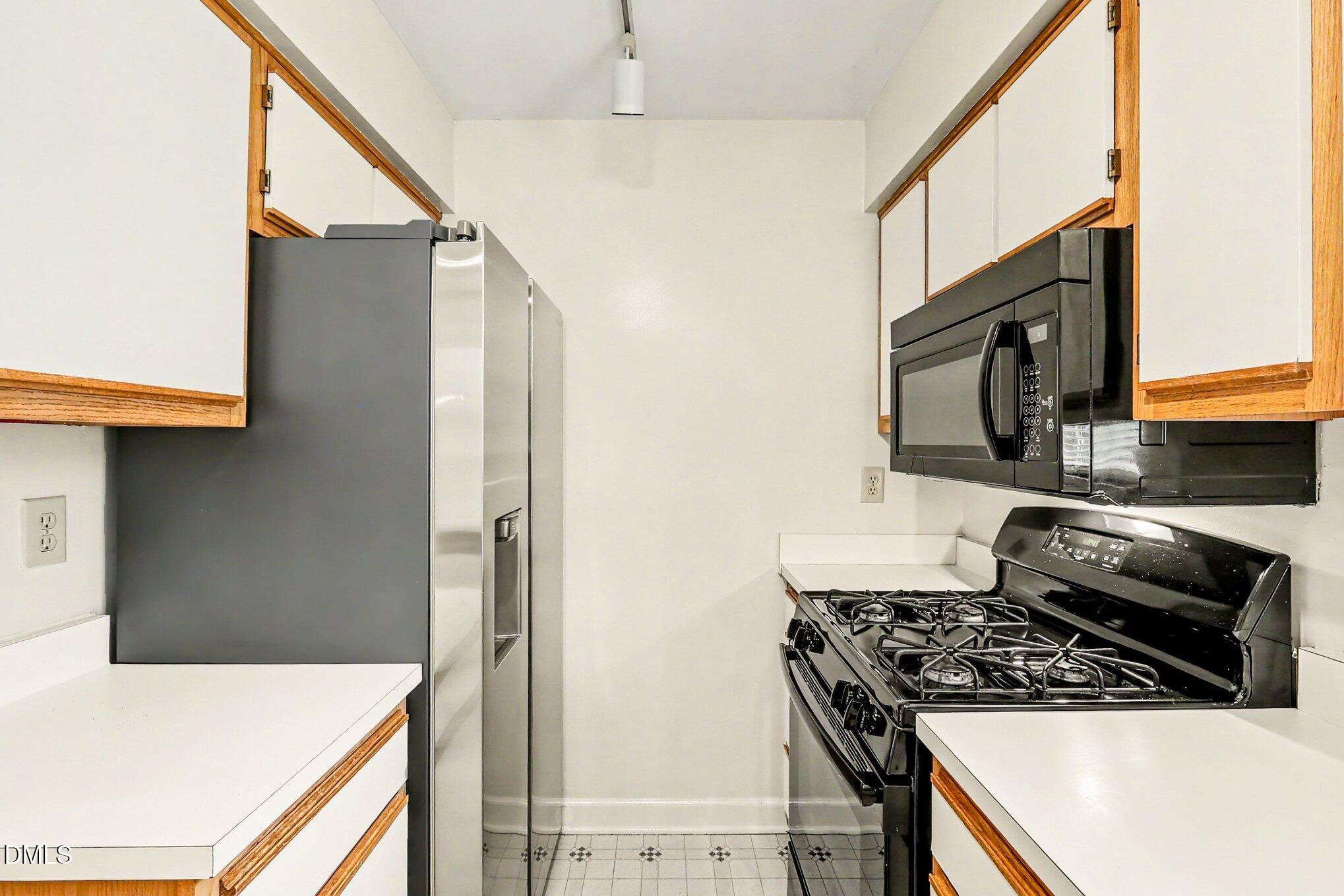 434 Summerwalk Circle Property Photo 7