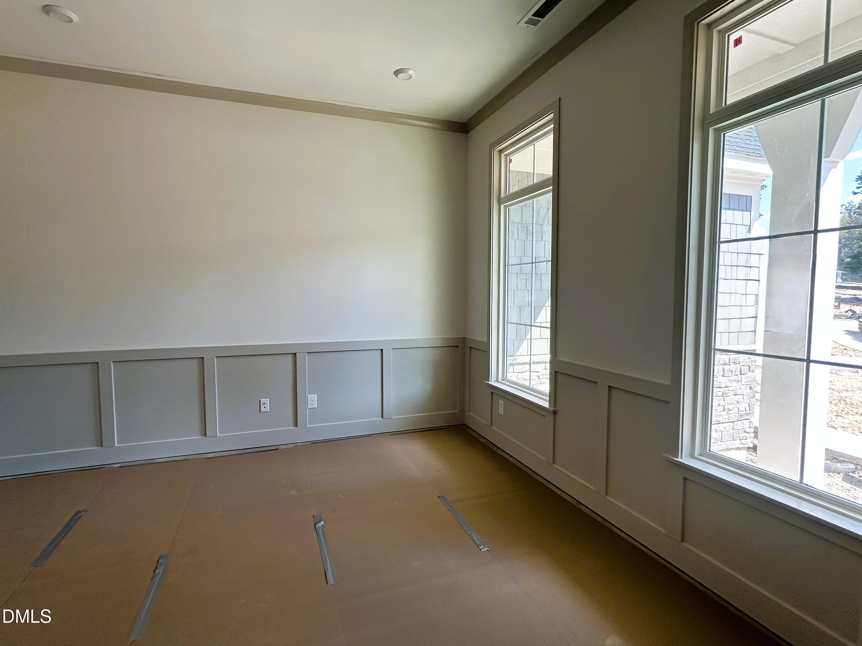 70 Ogden Circle Property Photo 3