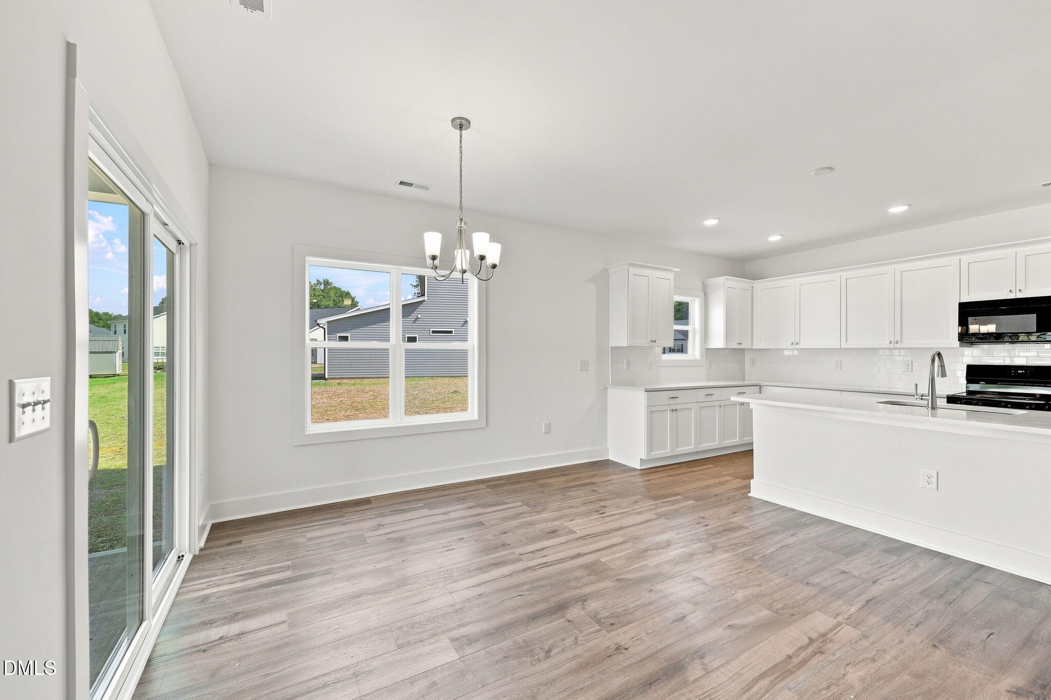 30 Loganberry Avenue Property Photo 14