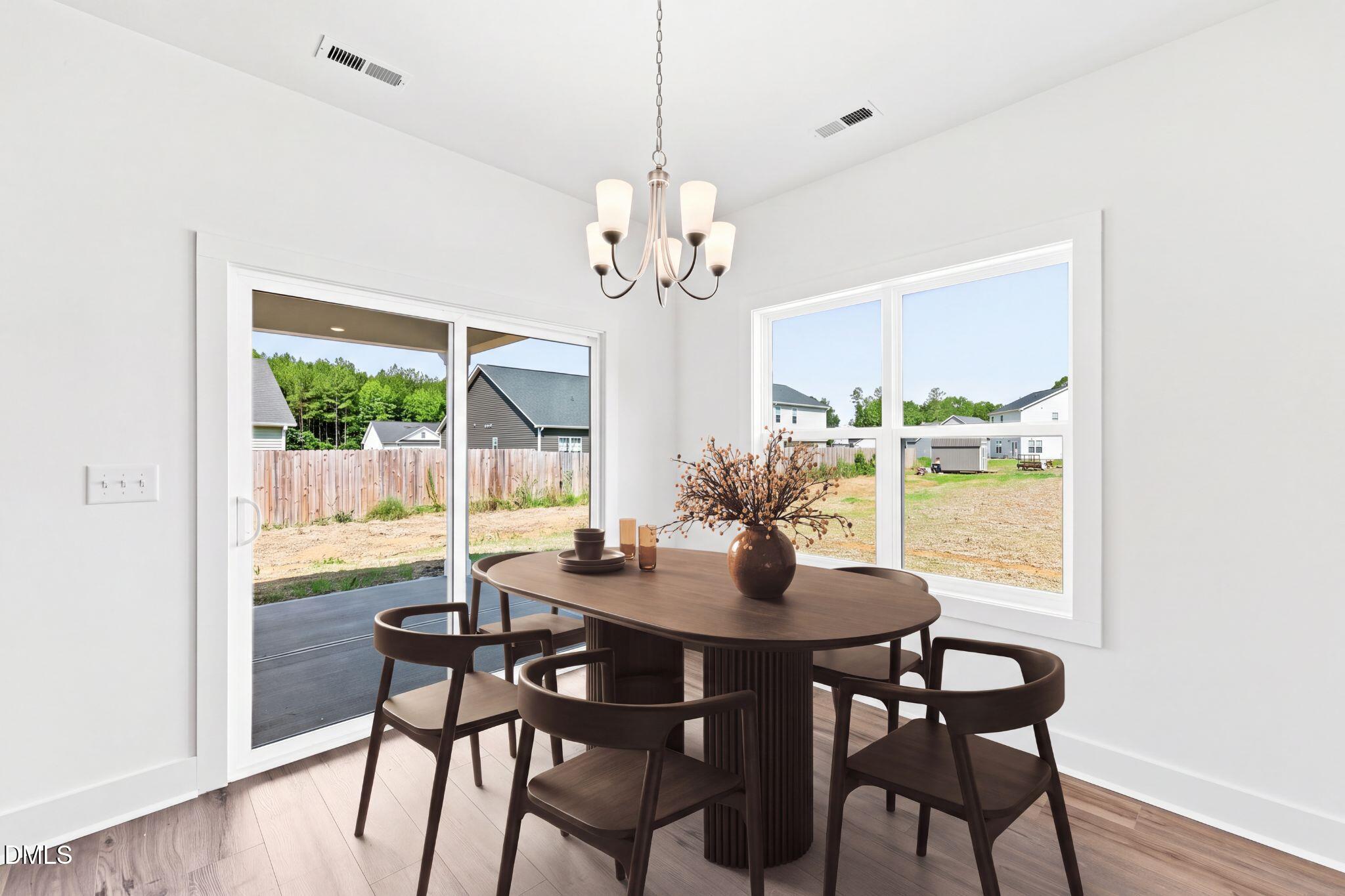 30 Loganberry Avenue Property Photo 15