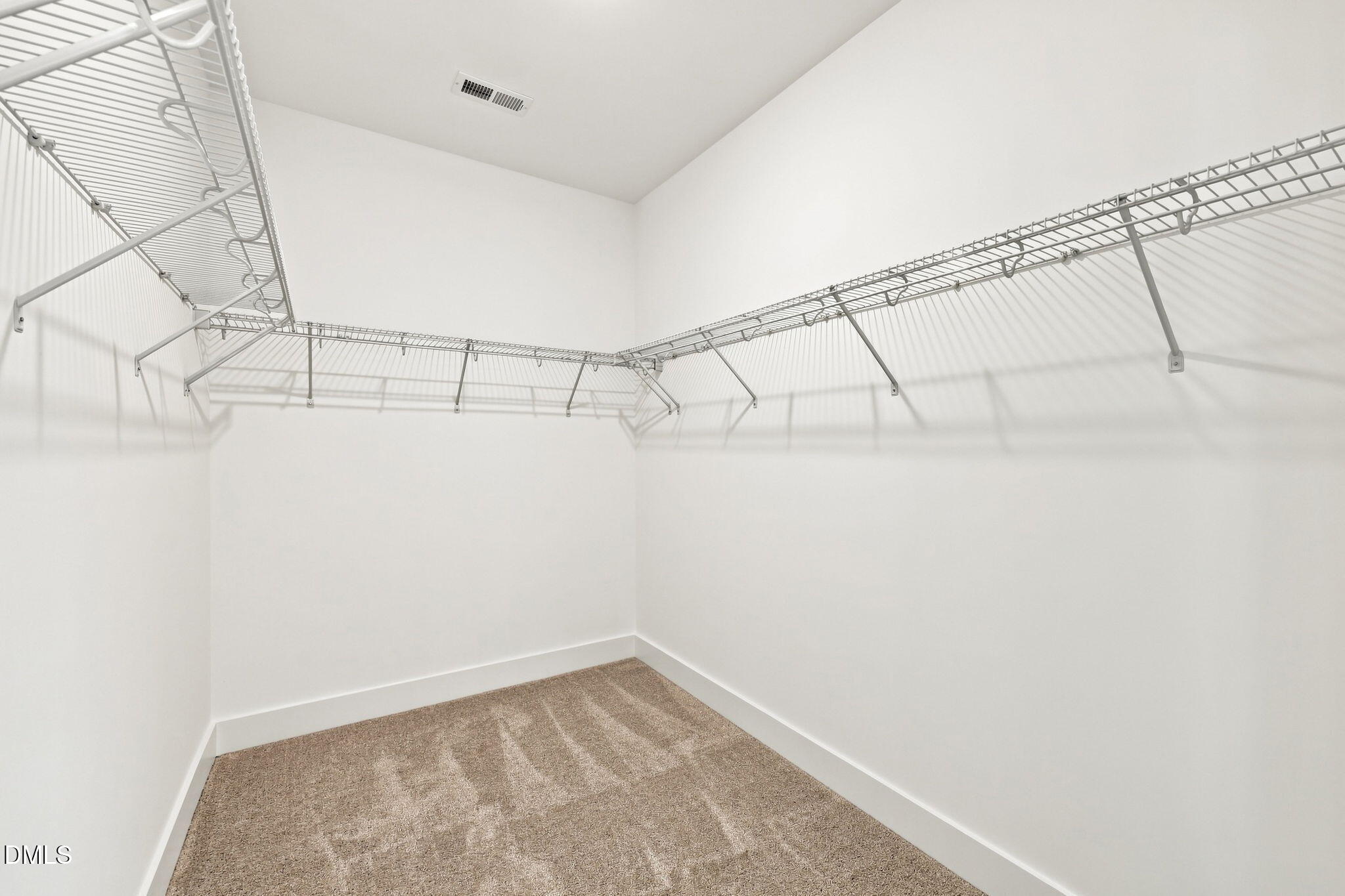 30 Loganberry Avenue Property Photo 33