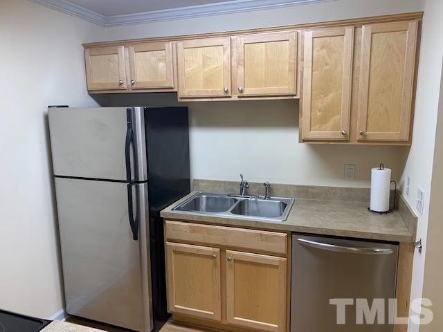 2308 Myron Drive 203 Property Photo 2
