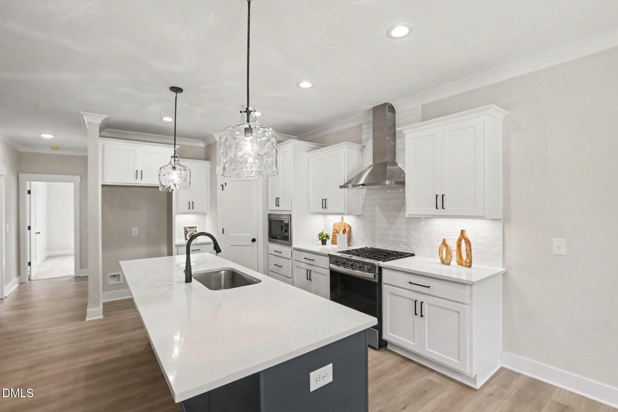 25 Uptown Court Property Photo 9