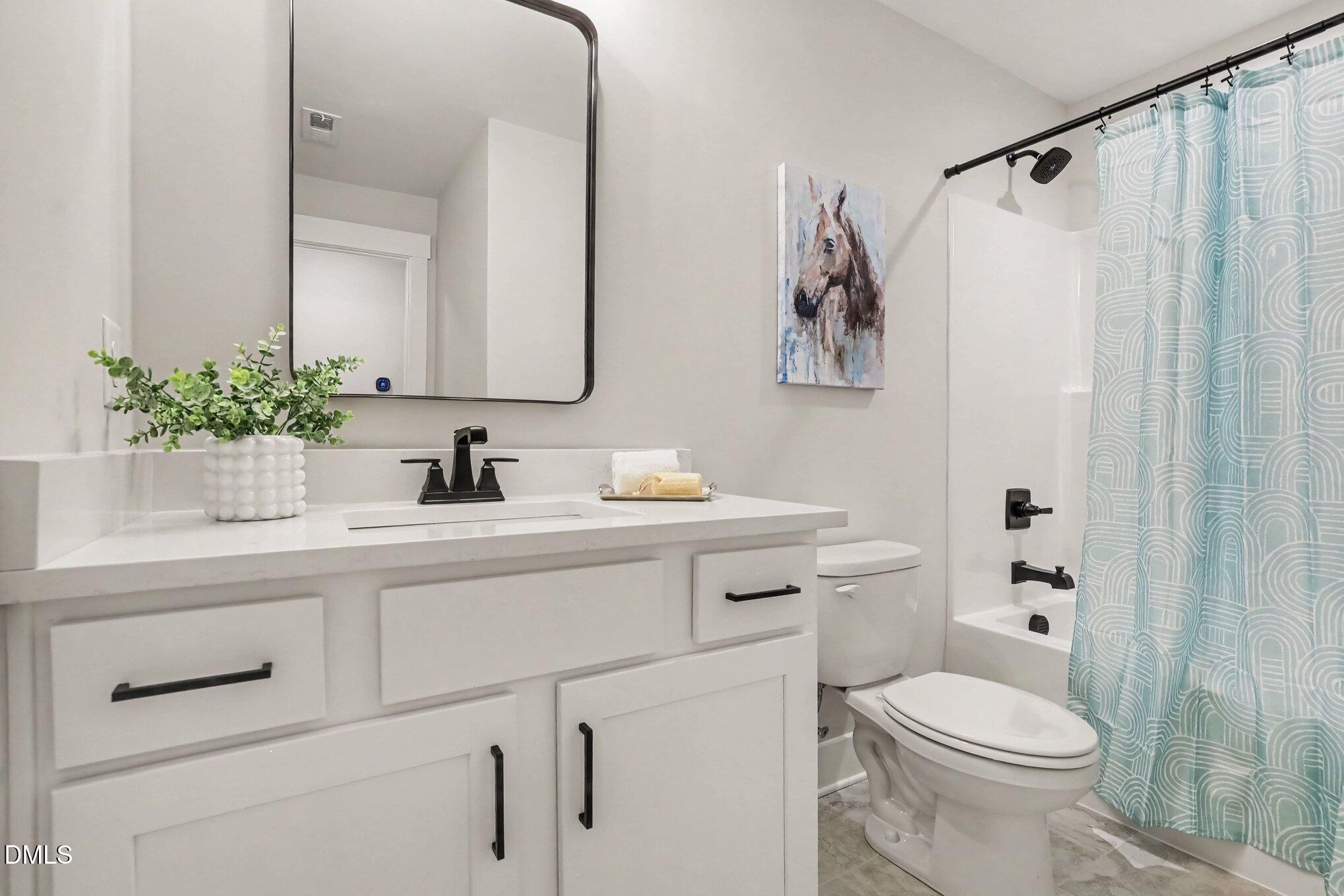 25 Uptown Court Property Photo 22