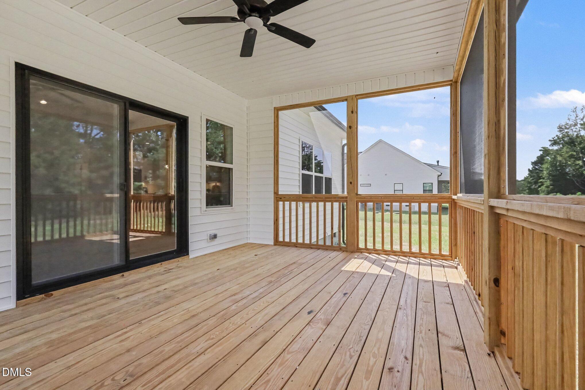 25 Uptown Court Property Photo 24