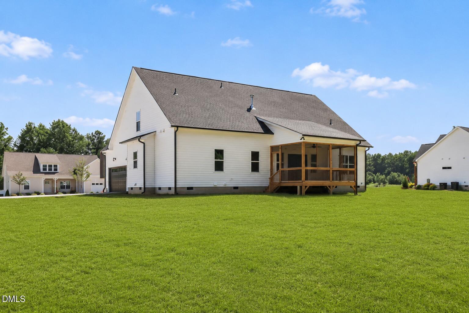 25 Uptown Court Property Photo 26