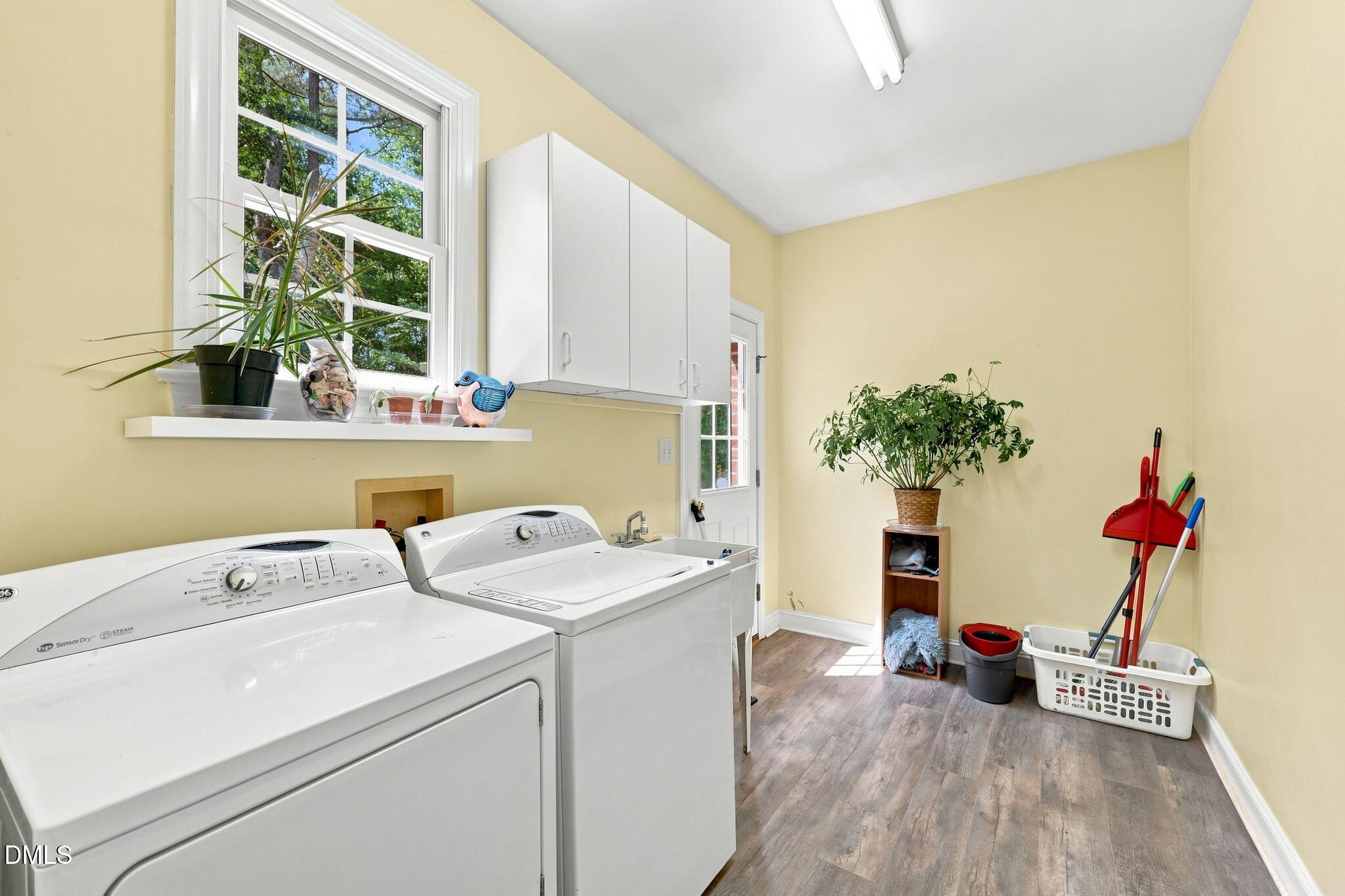 6509 Wavcott Drive Property Photo 15