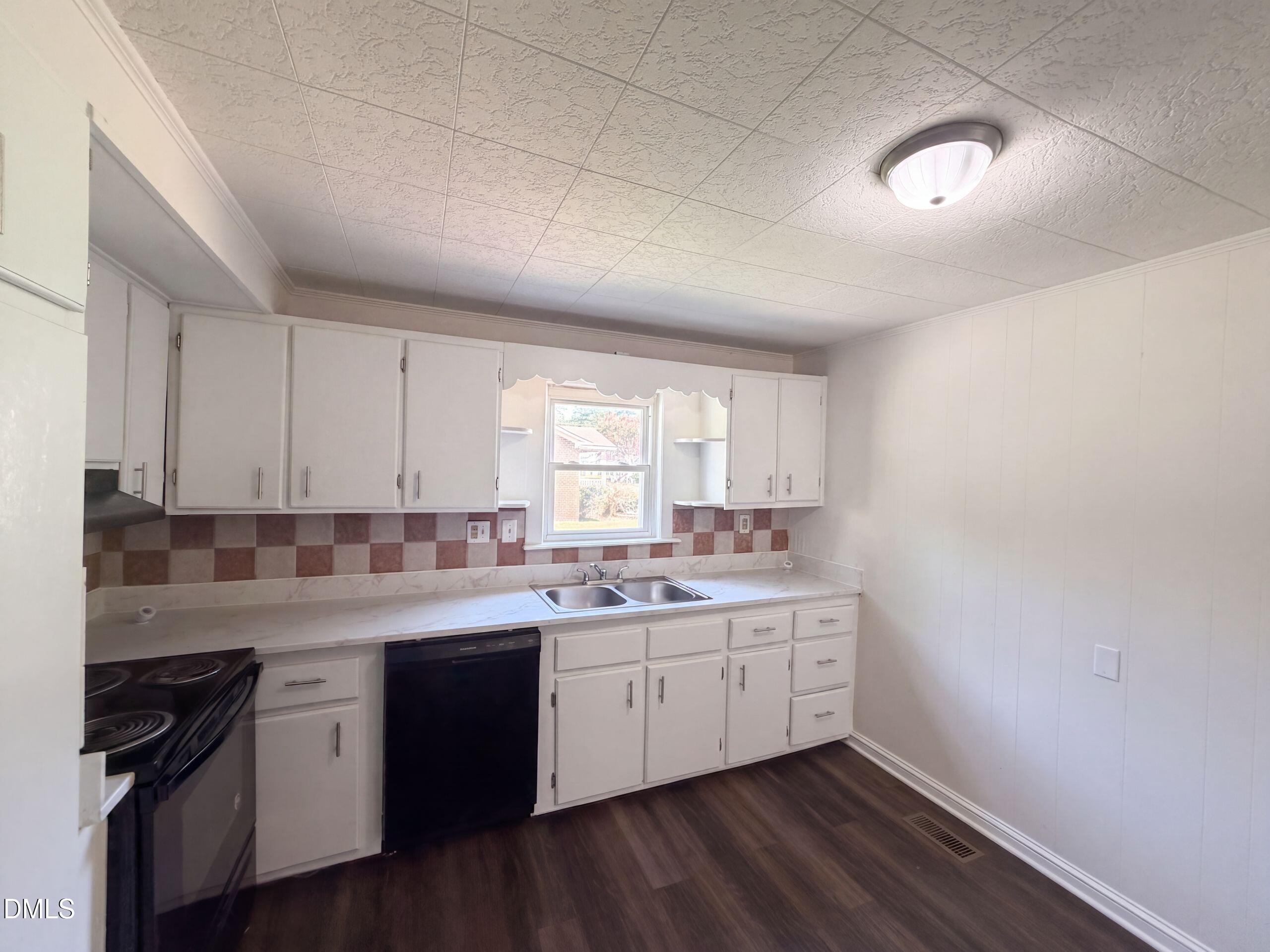 90 Anthony Street Property Photo 6