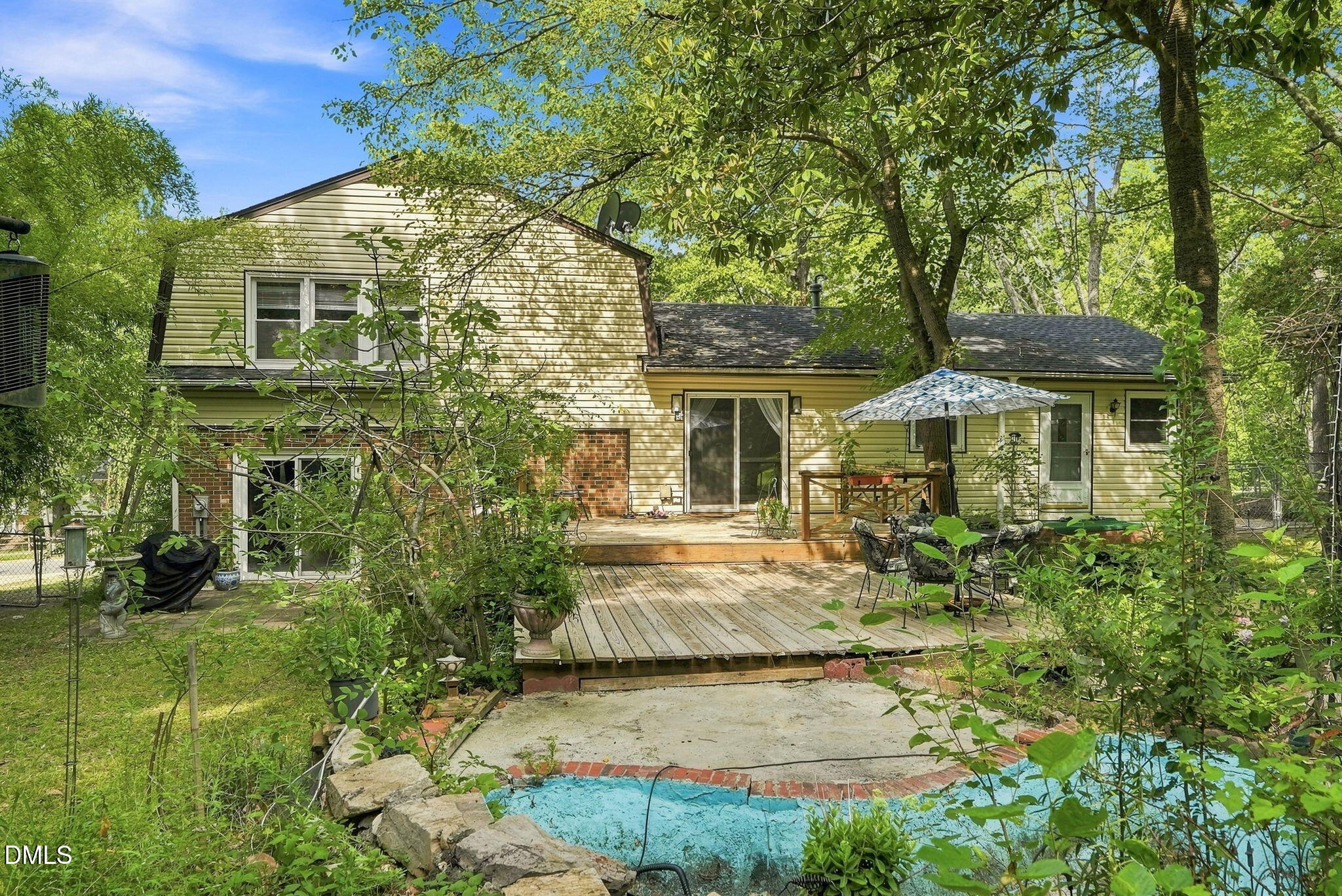 4316 Waterbury Road Property Photo 1