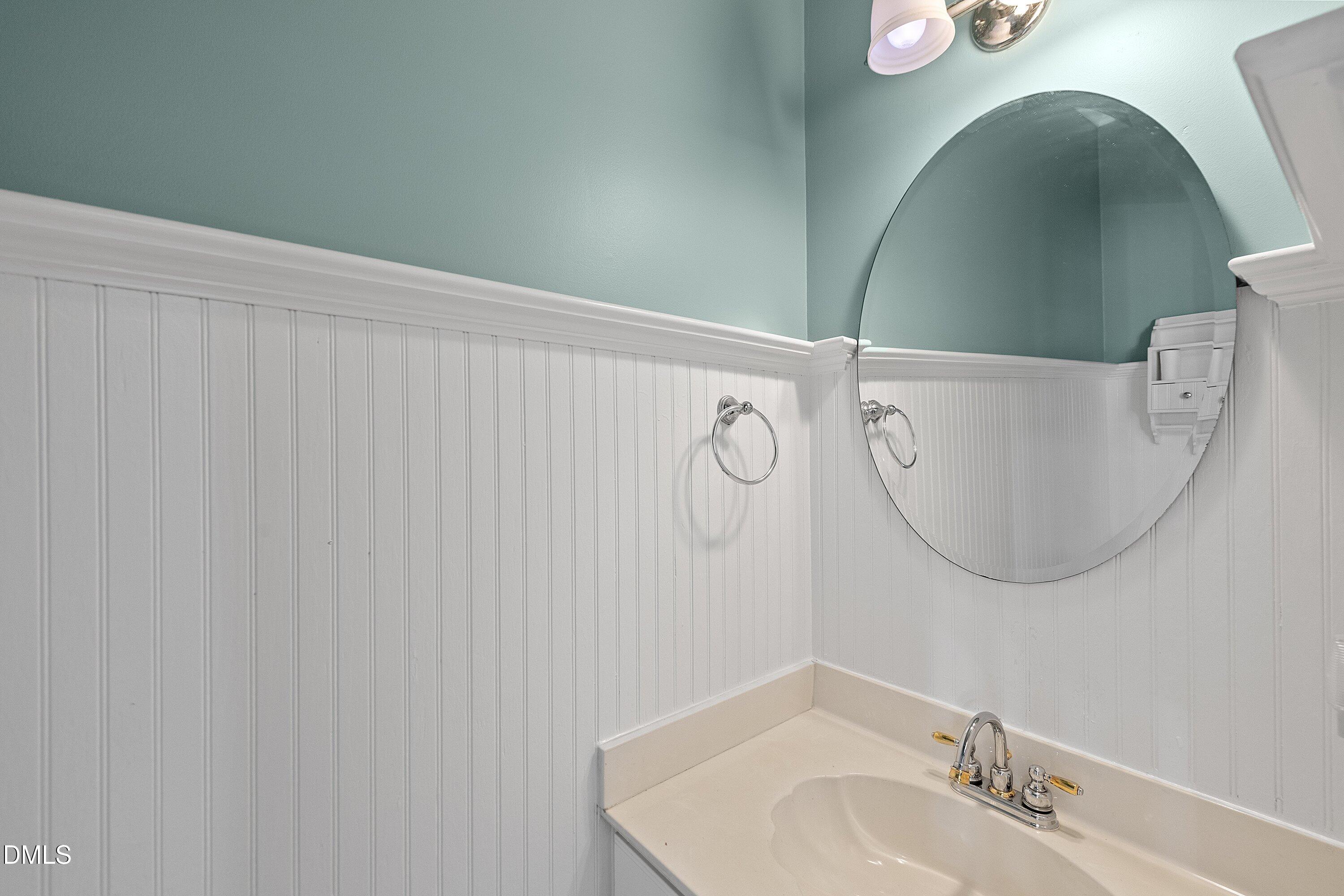 100 Robbins Reef Way Property Photo 33