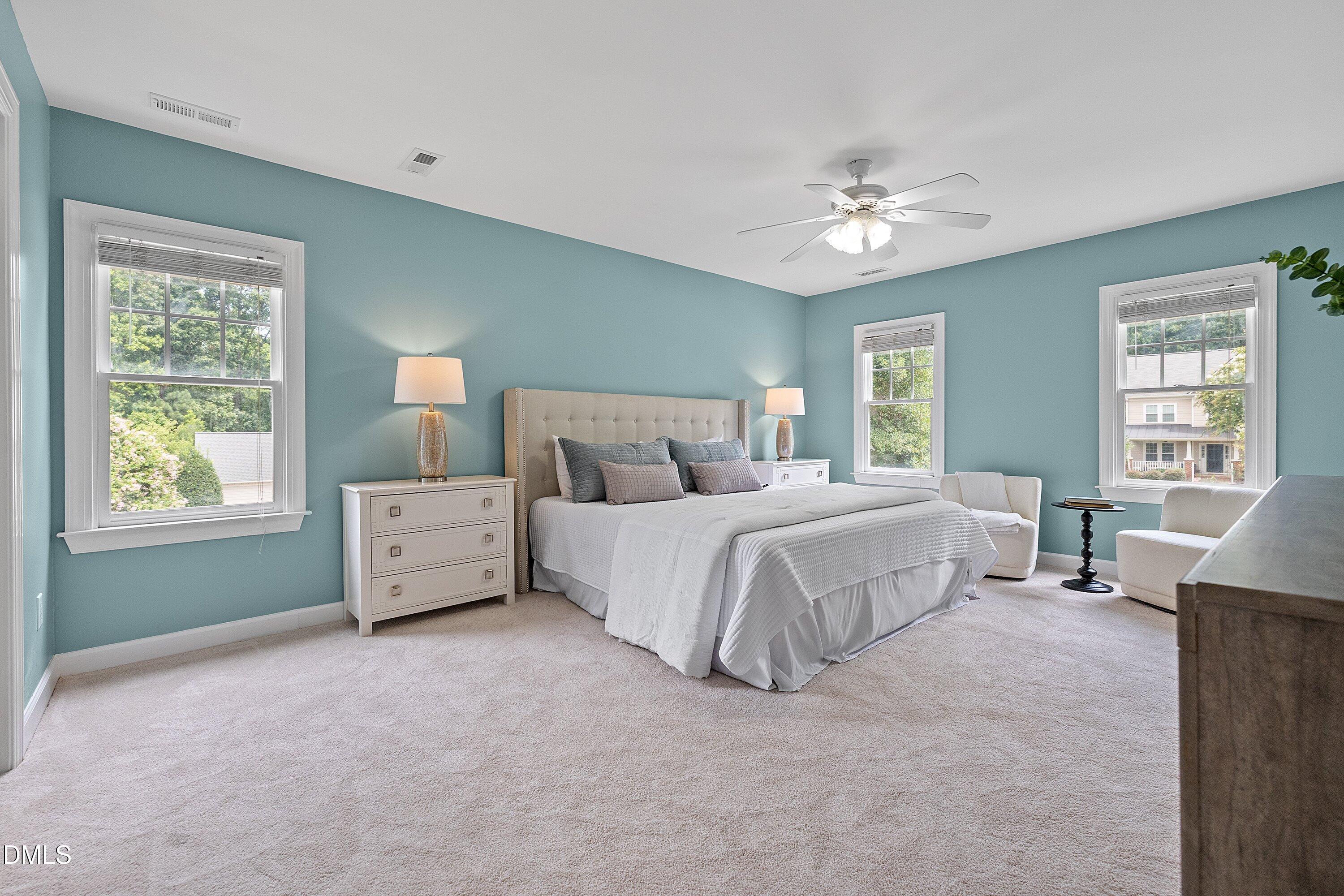100 Robbins Reef Way Property Photo 34