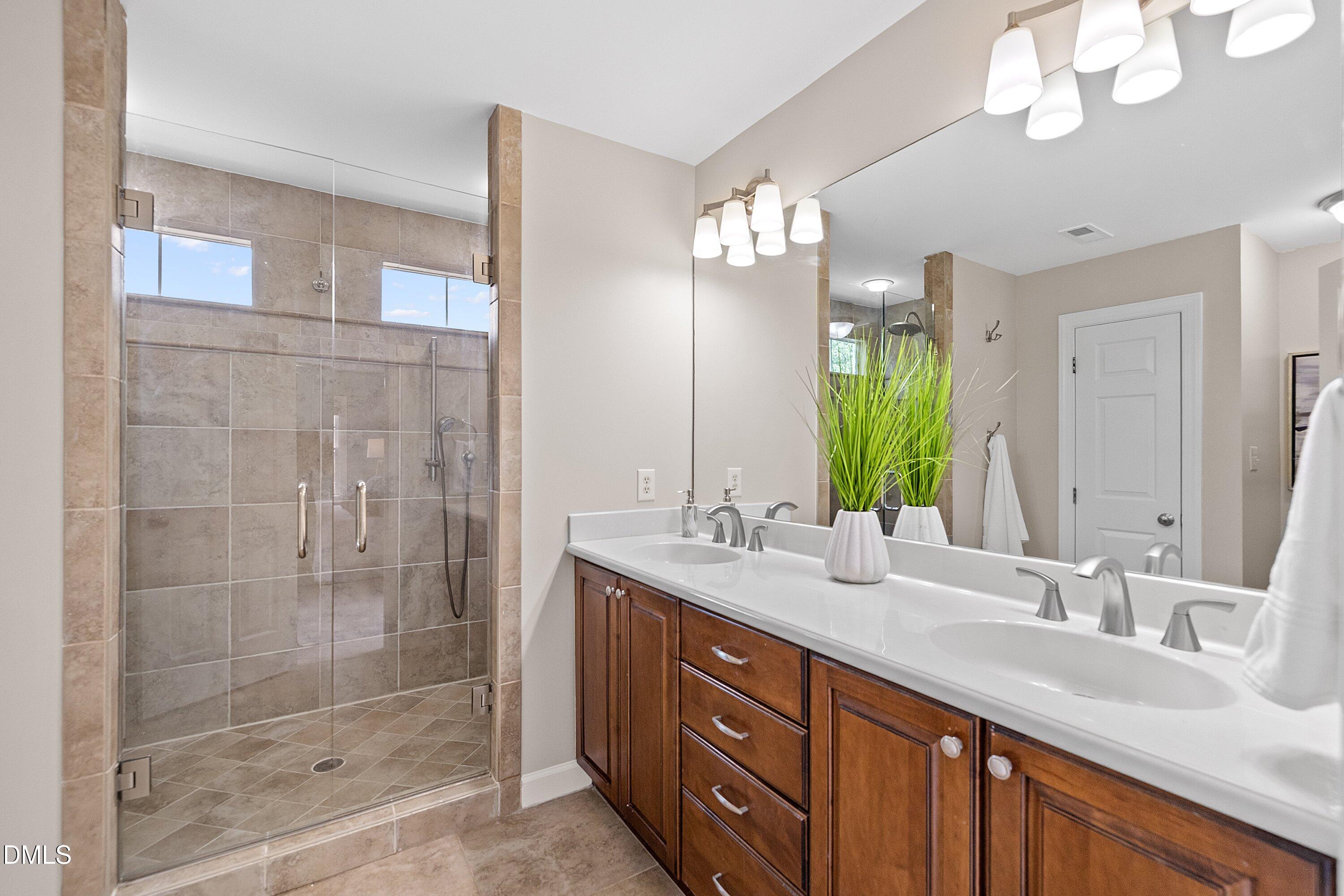 100 Robbins Reef Way Property Photo 38