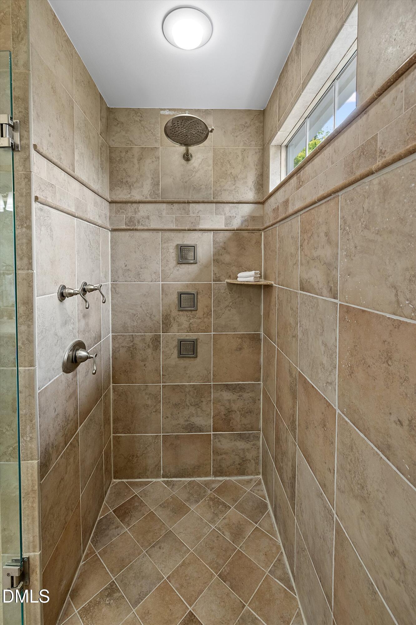 100 Robbins Reef Way Property Photo 40