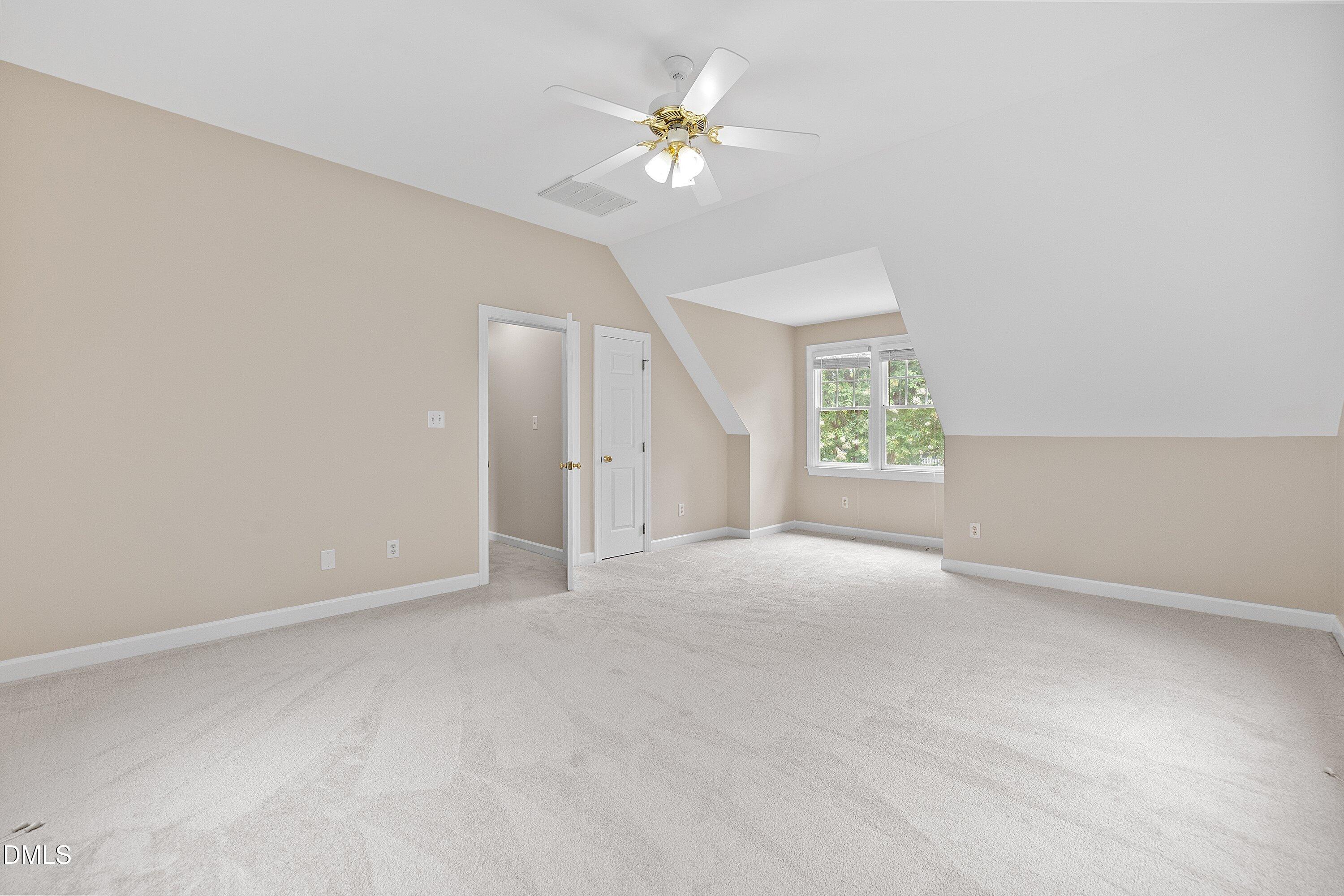 100 Robbins Reef Way Property Photo 53