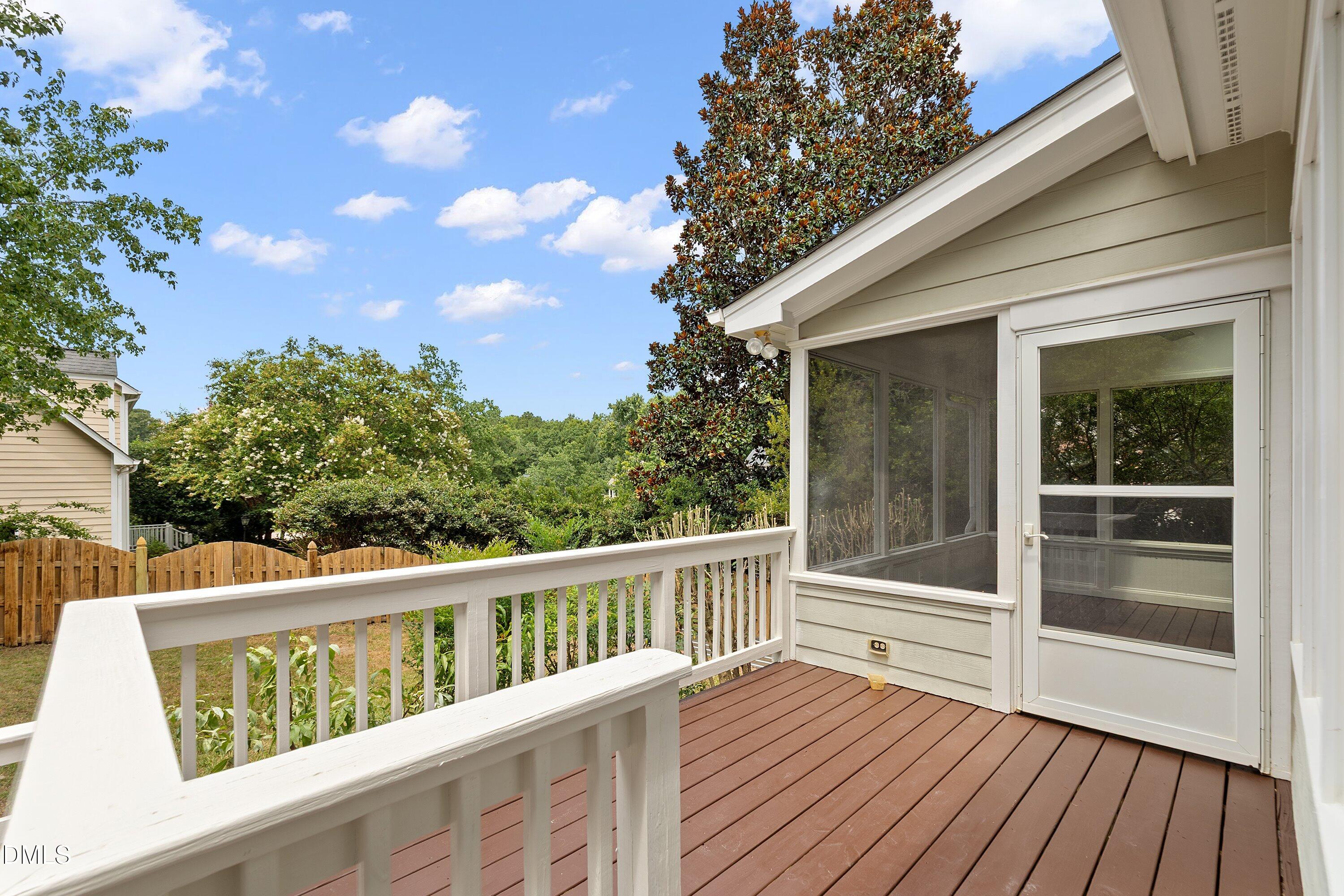 100 Robbins Reef Way Property Photo 68