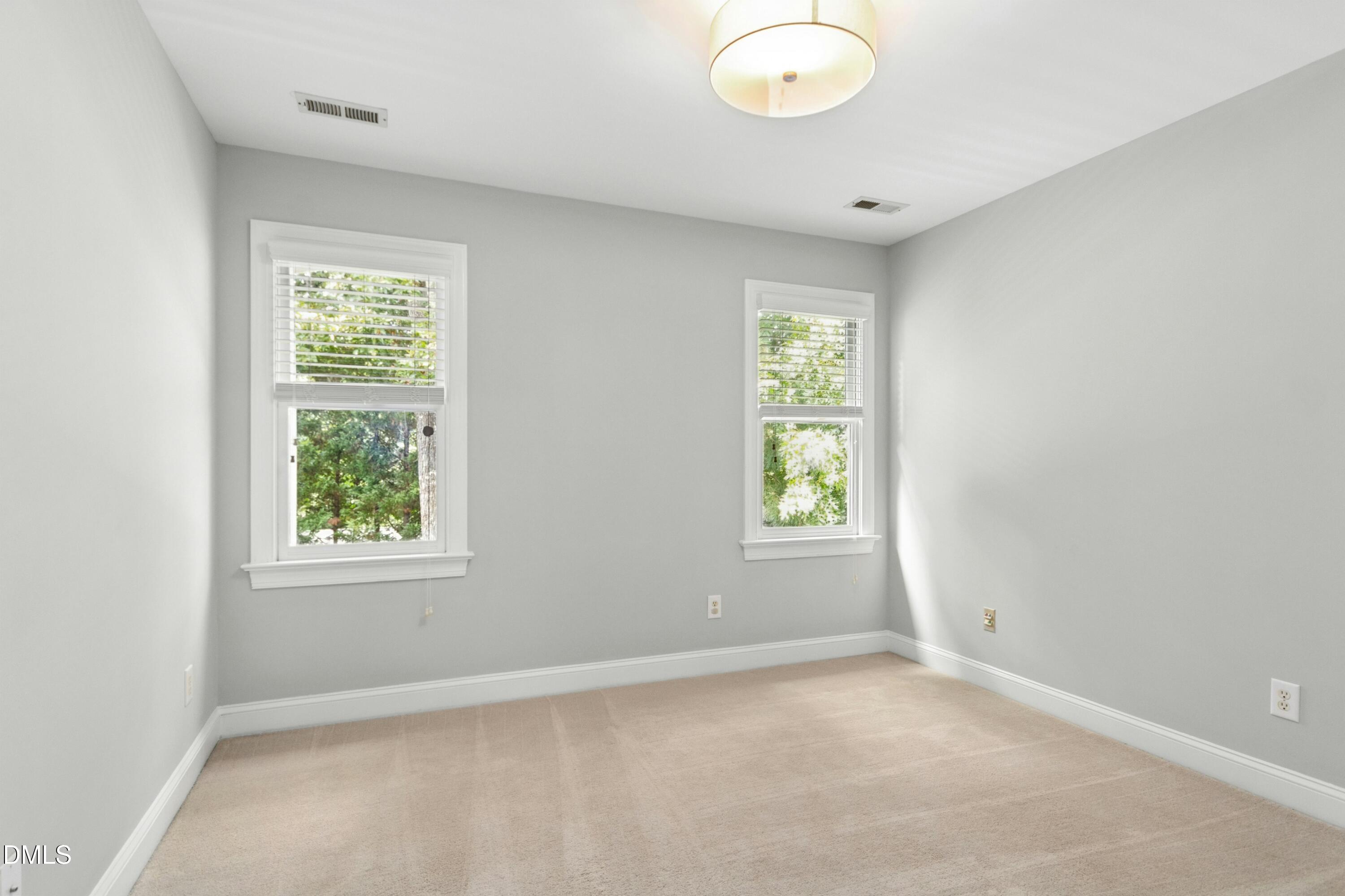 315 Rossburn Way Property Photo 31
