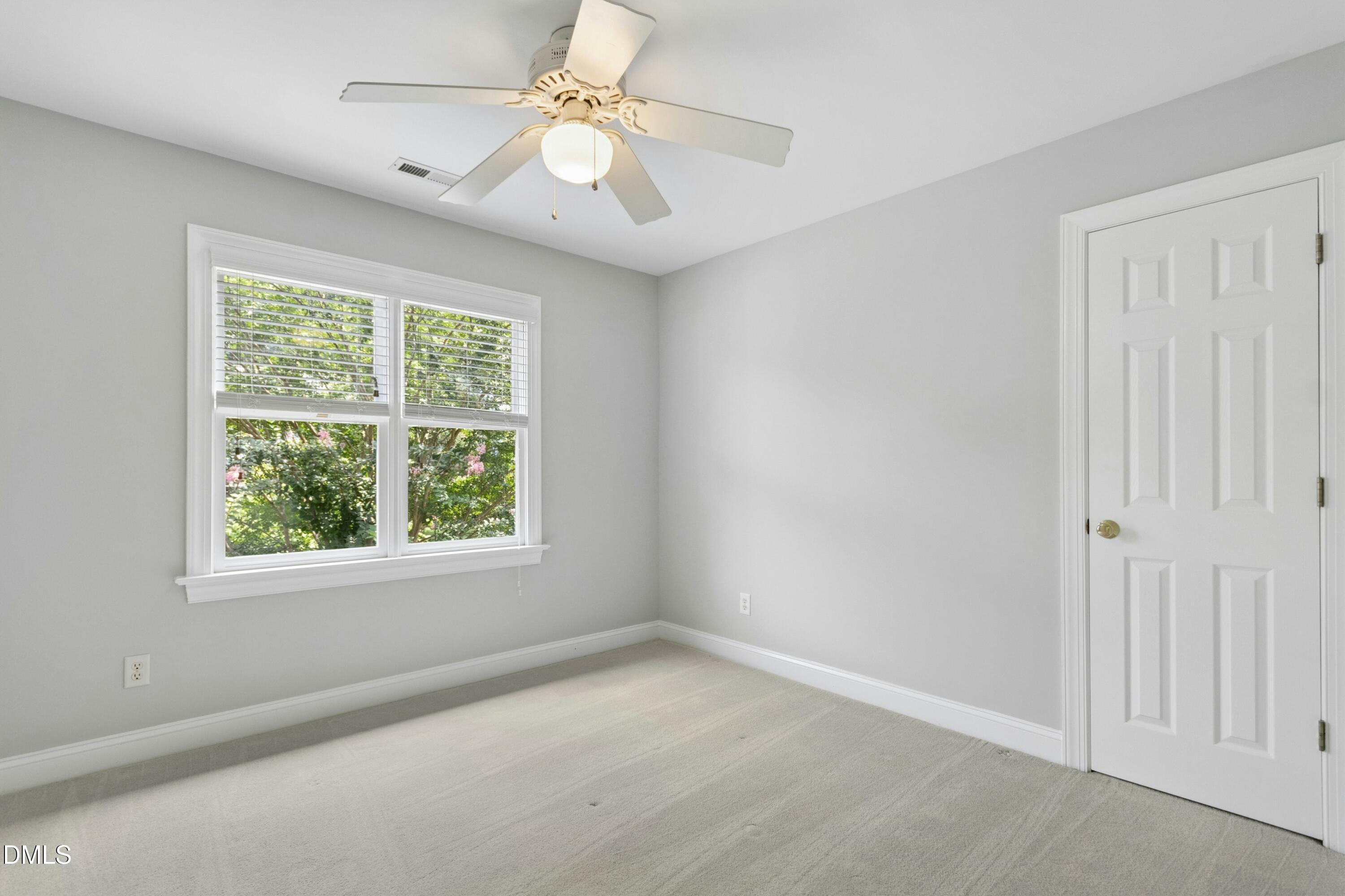 315 Rossburn Way Property Photo 33