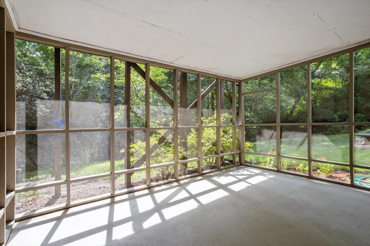 4100 Picardy Drive Property Photo 11