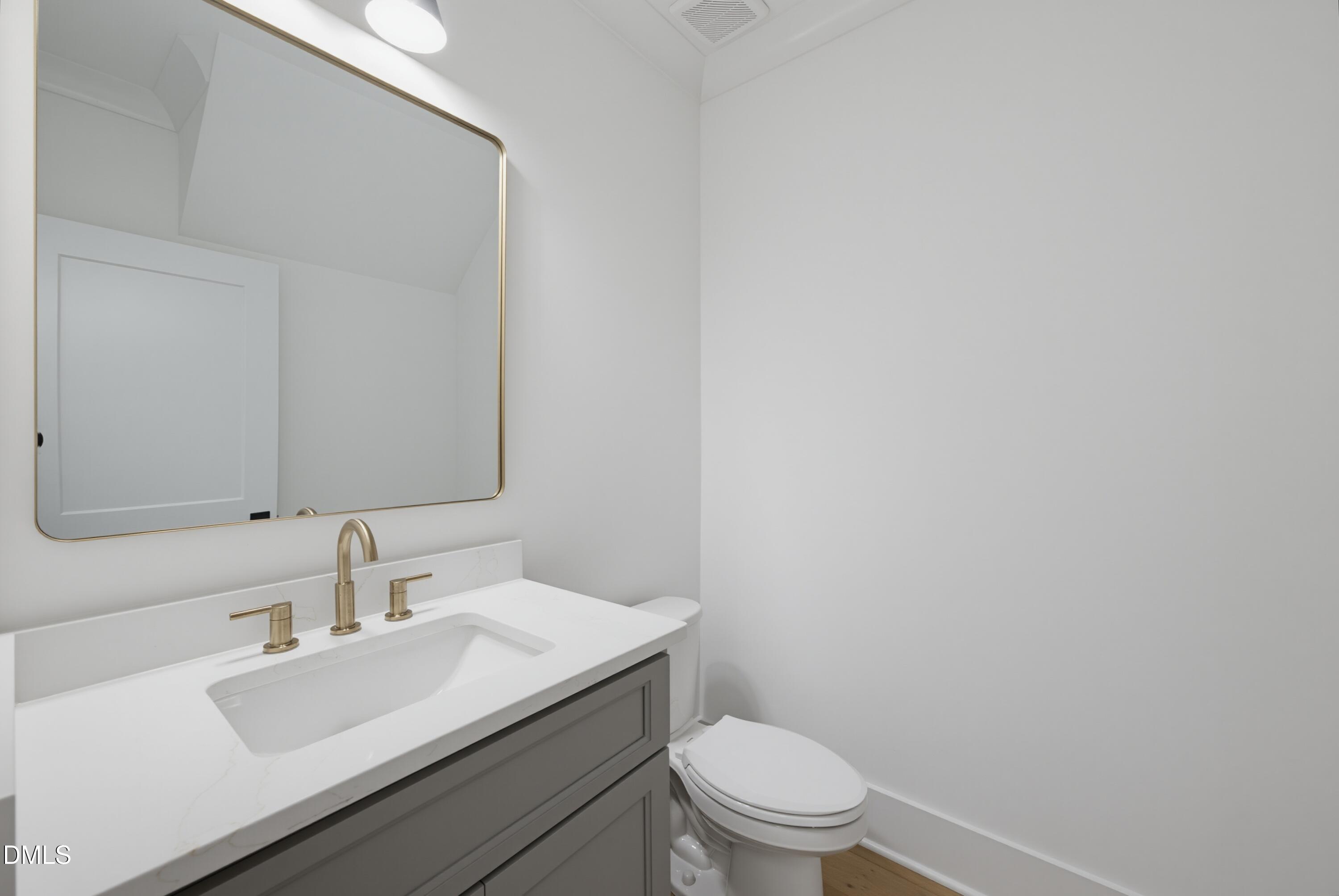 1919 E Geer Street Property Photo 32