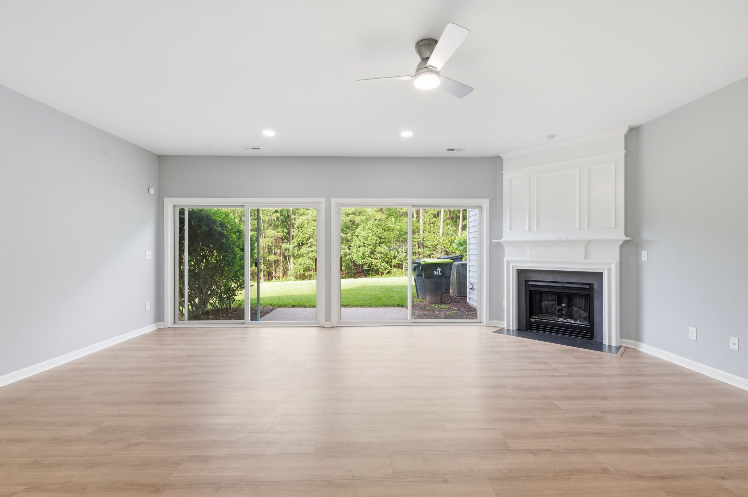 208 Walnut Woods Drive Property Photo 10