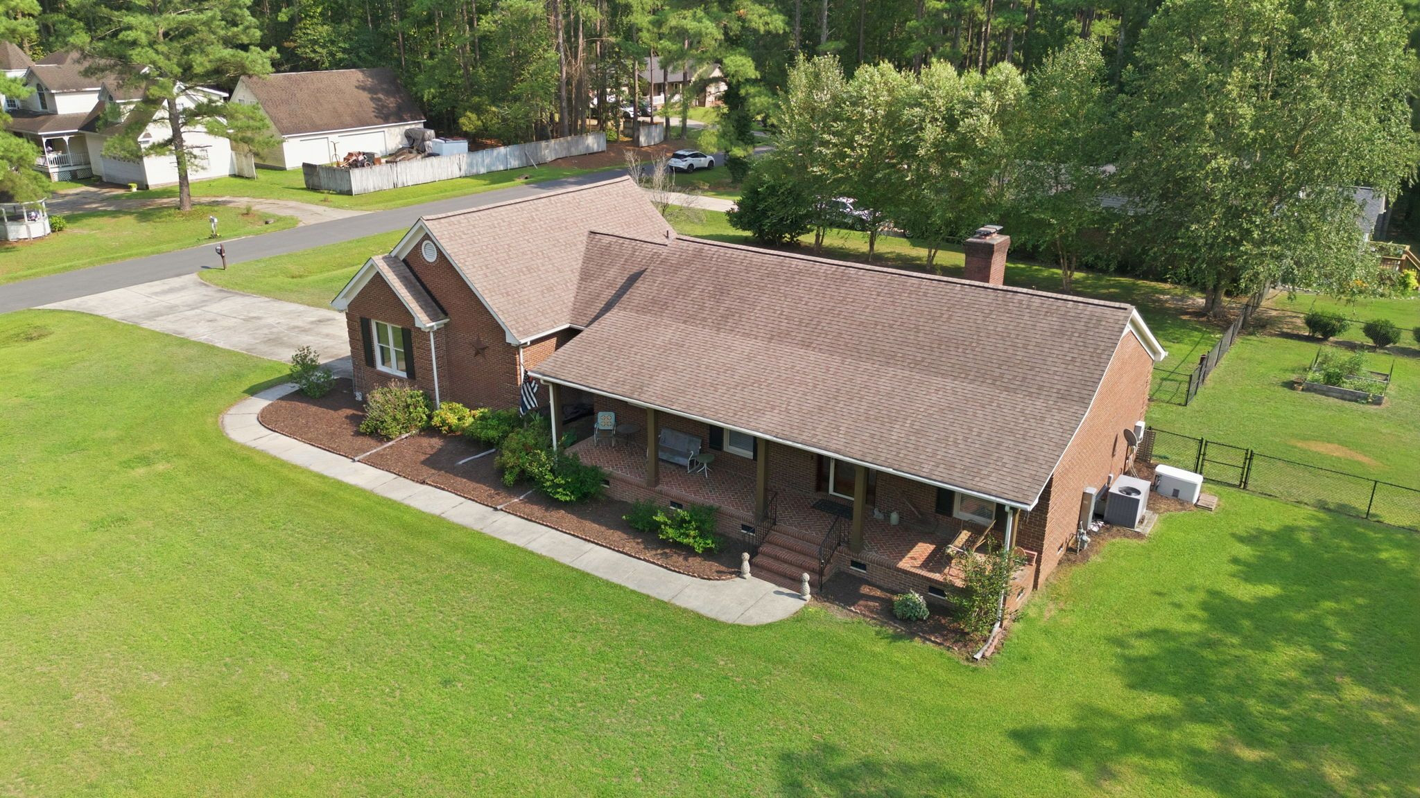 7100 Deer Brook Street Property Photo 4