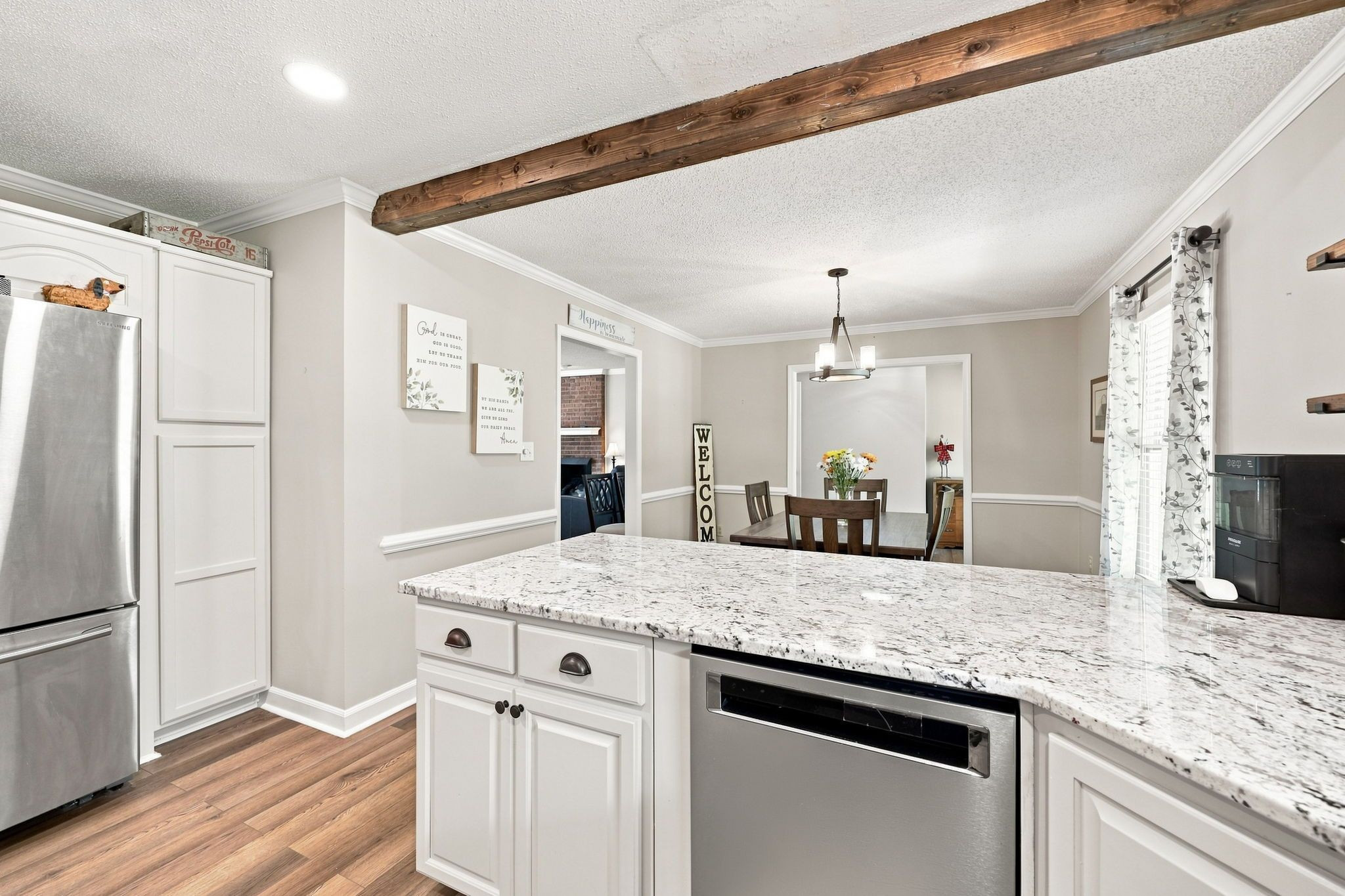 7100 Deer Brook Street Property Photo 18