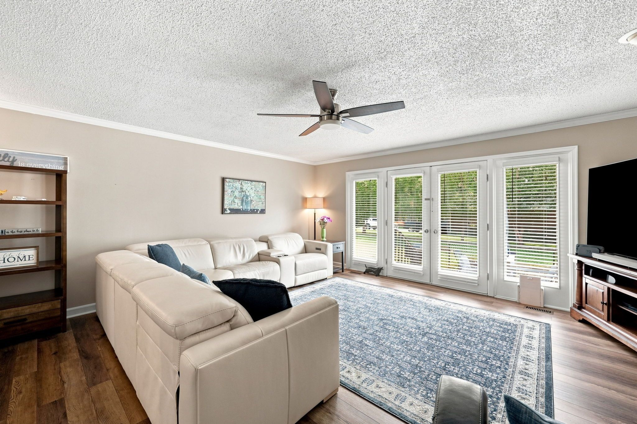 7100 Deer Brook Street Property Photo 20