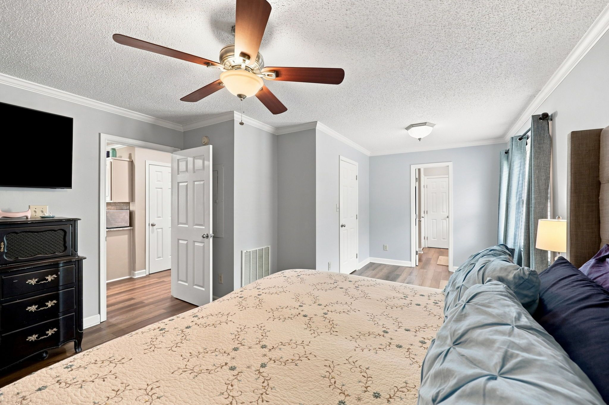 7100 Deer Brook Street Property Photo 26