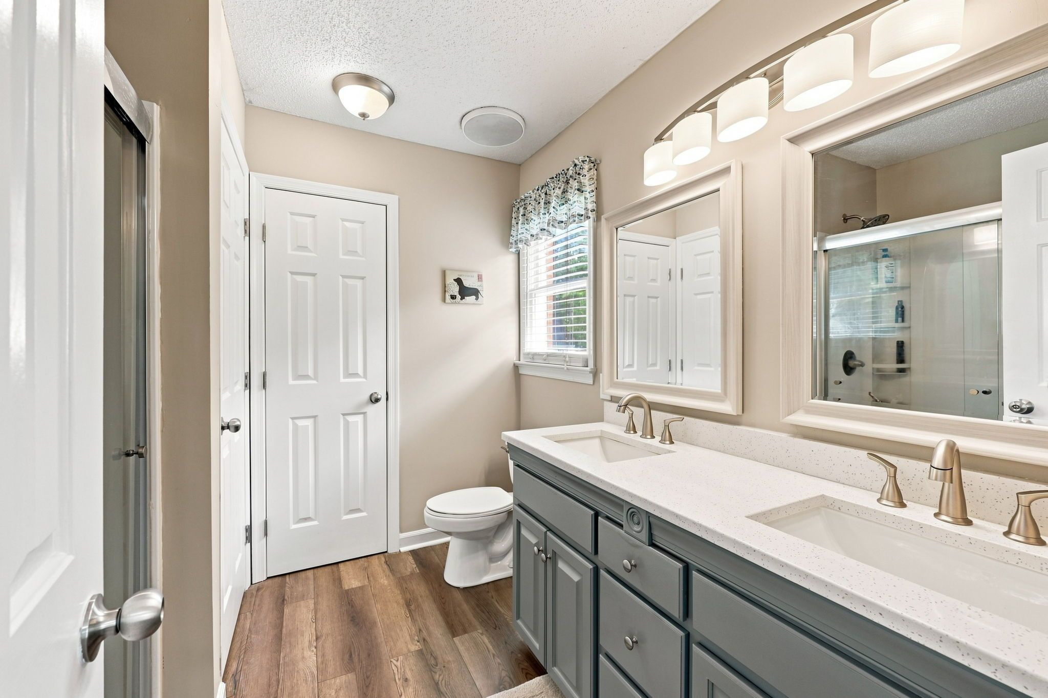 7100 Deer Brook Street Property Photo 27