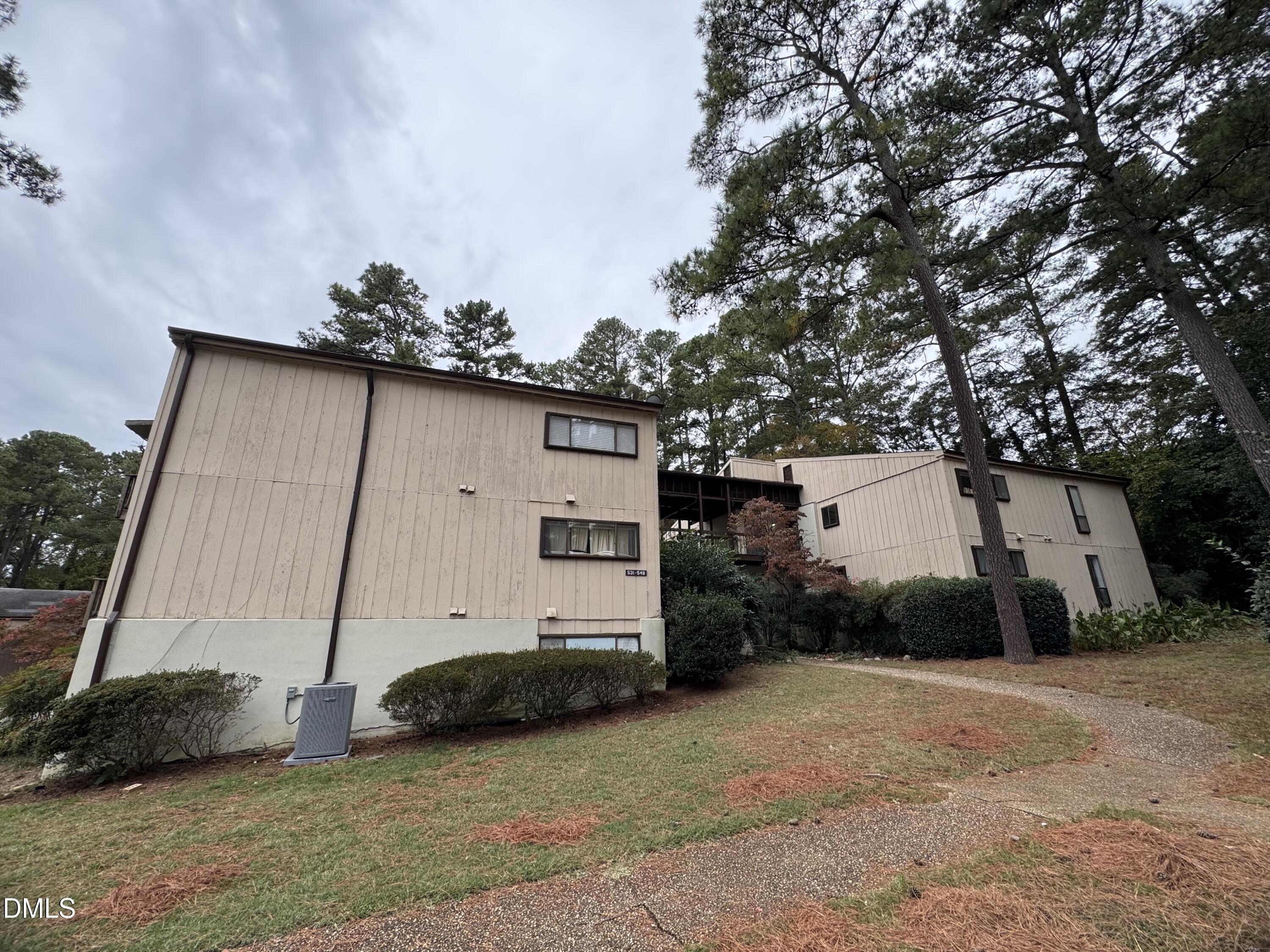 533 Pine Ridge Place Property Photo 1