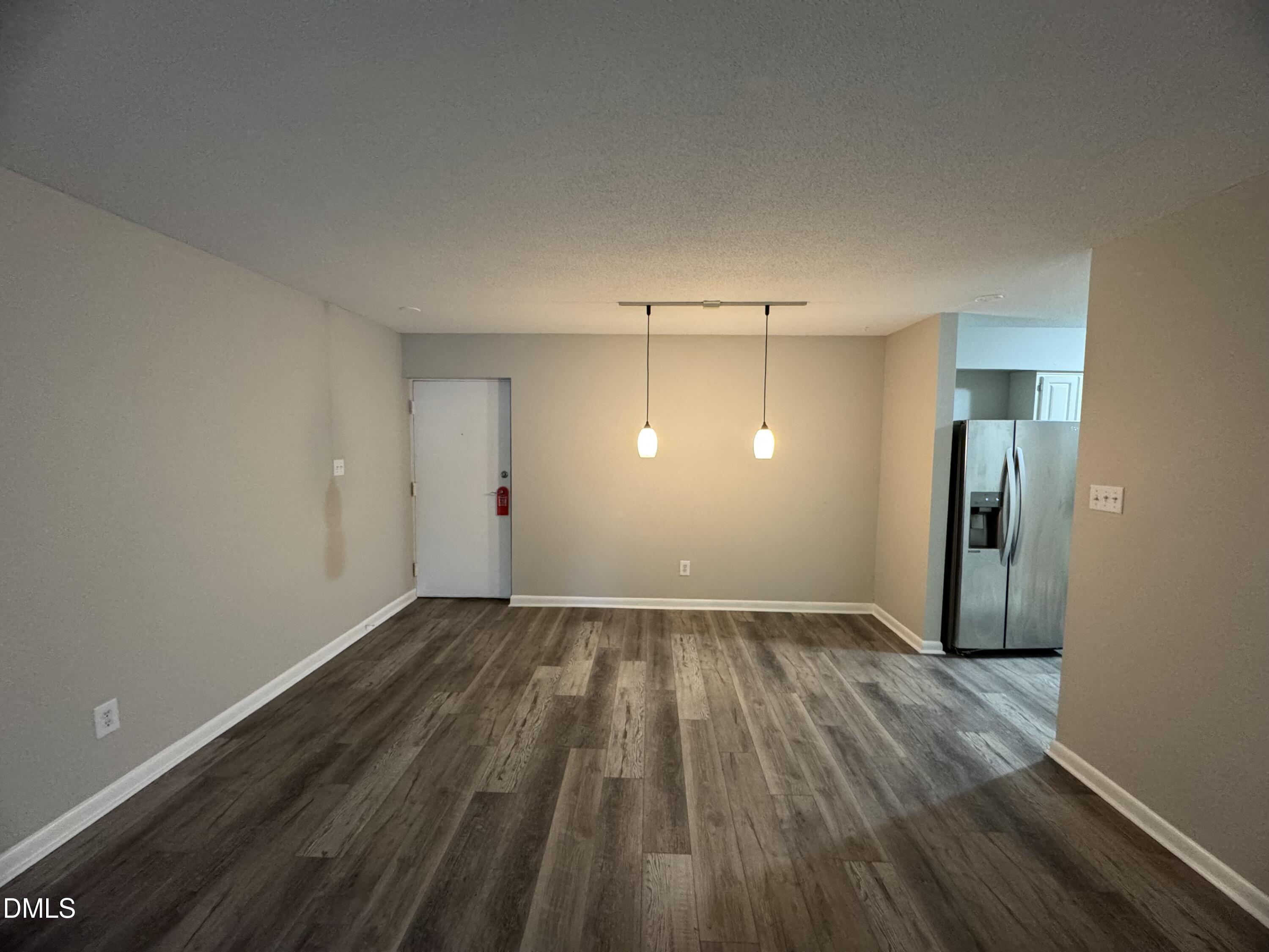 533 Pine Ridge Place Property Photo 8