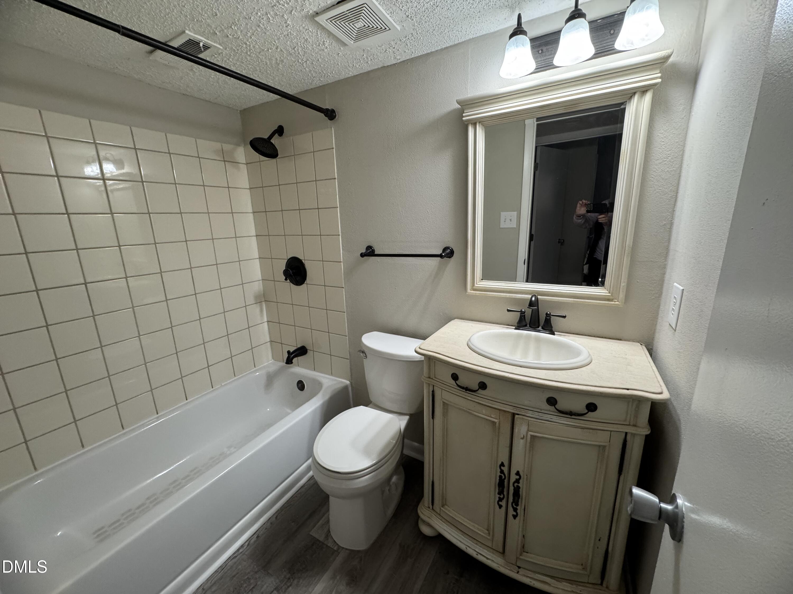 533 Pine Ridge Place Property Photo 14