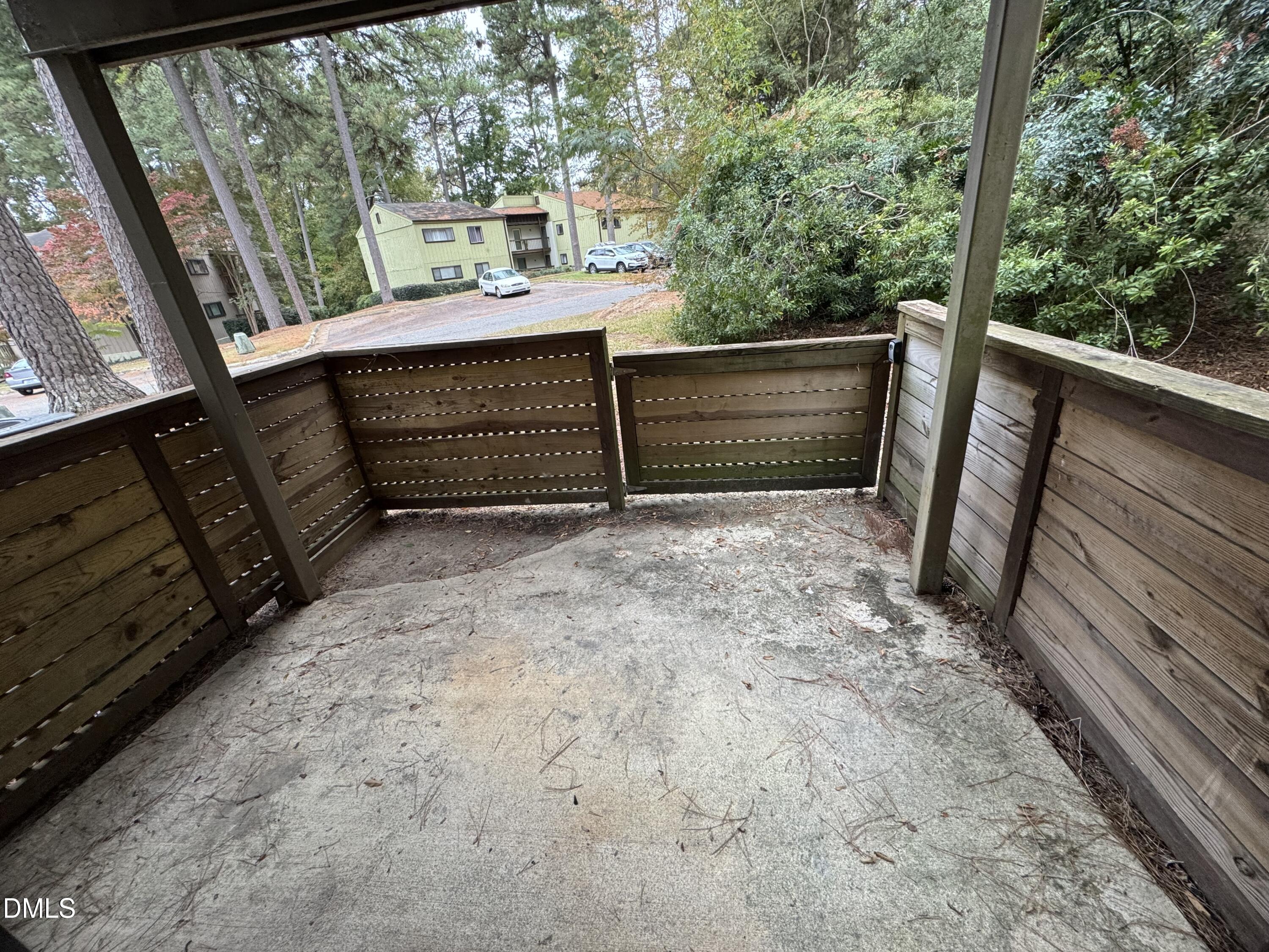 533 Pine Ridge Place Property Photo 15