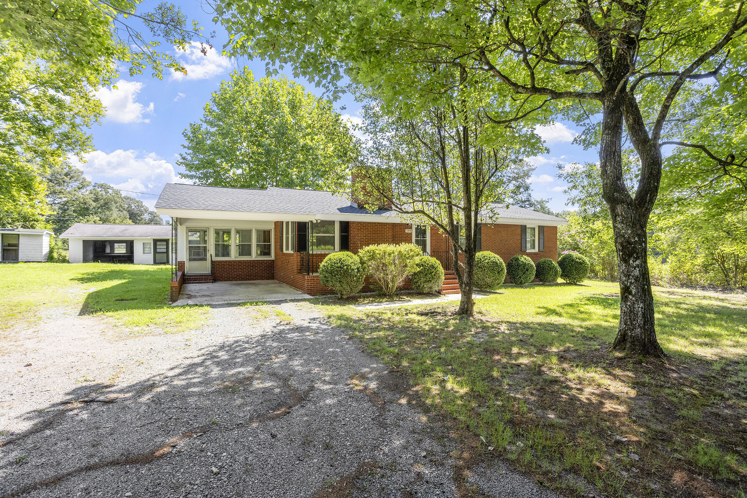 399 Willett Road Property Photo 1