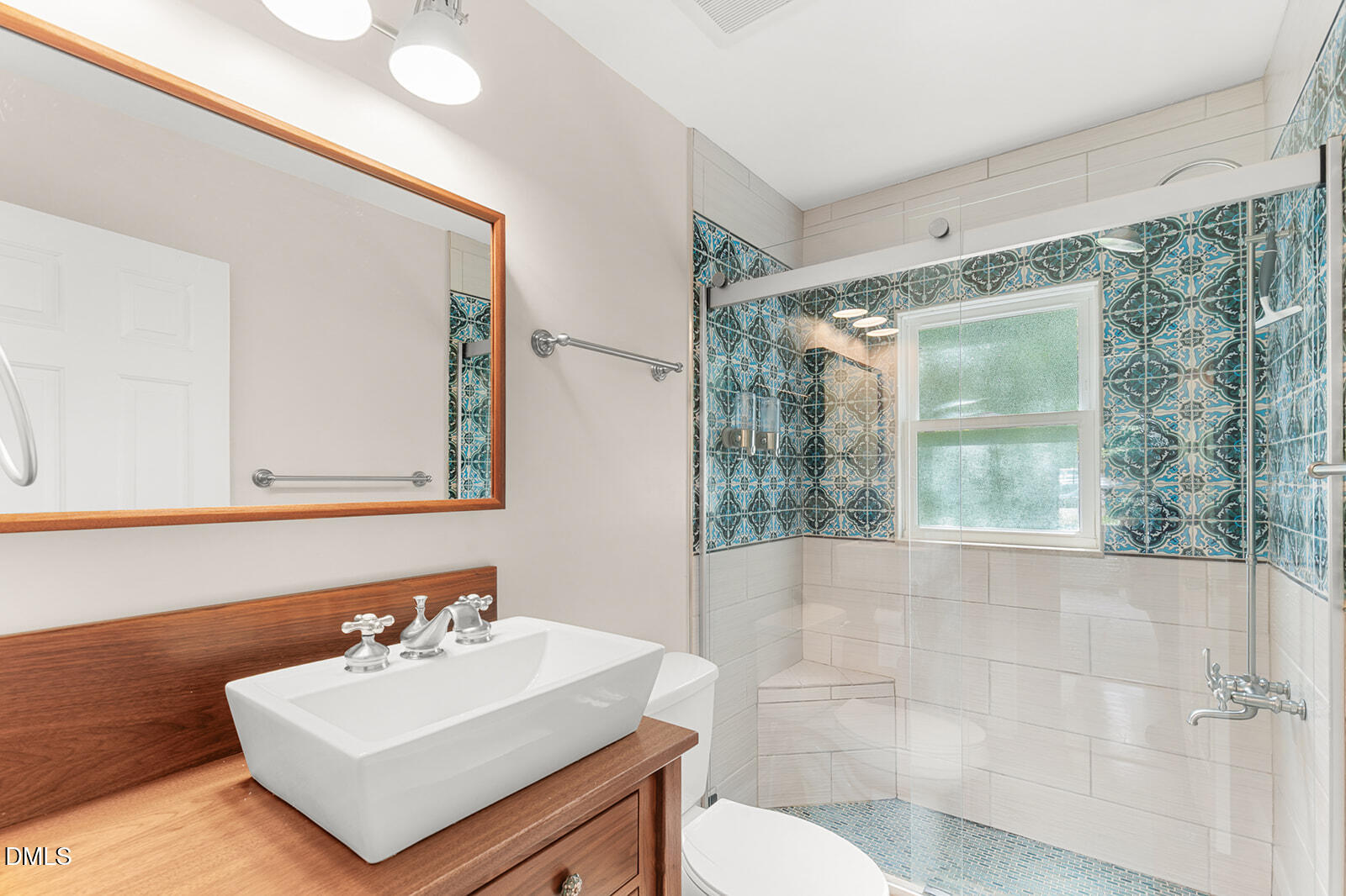 2113 Henslowe Drive Property Photo 17